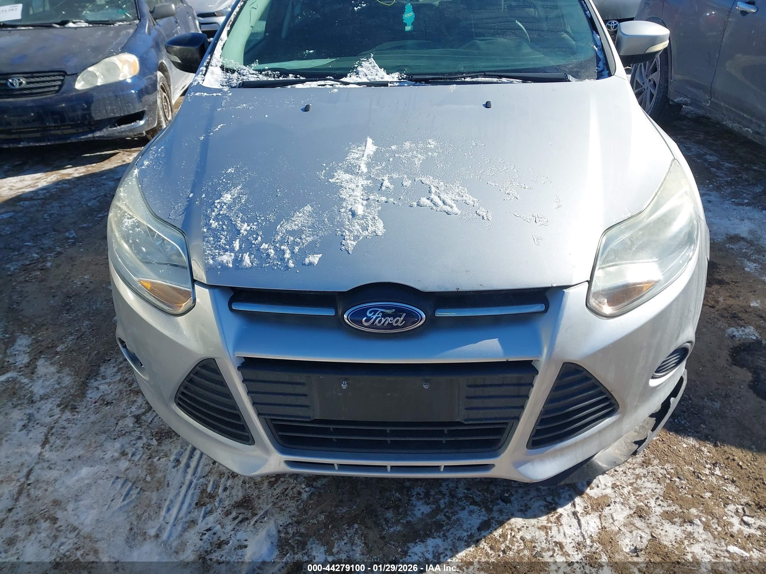 FORD FOCUS image 6