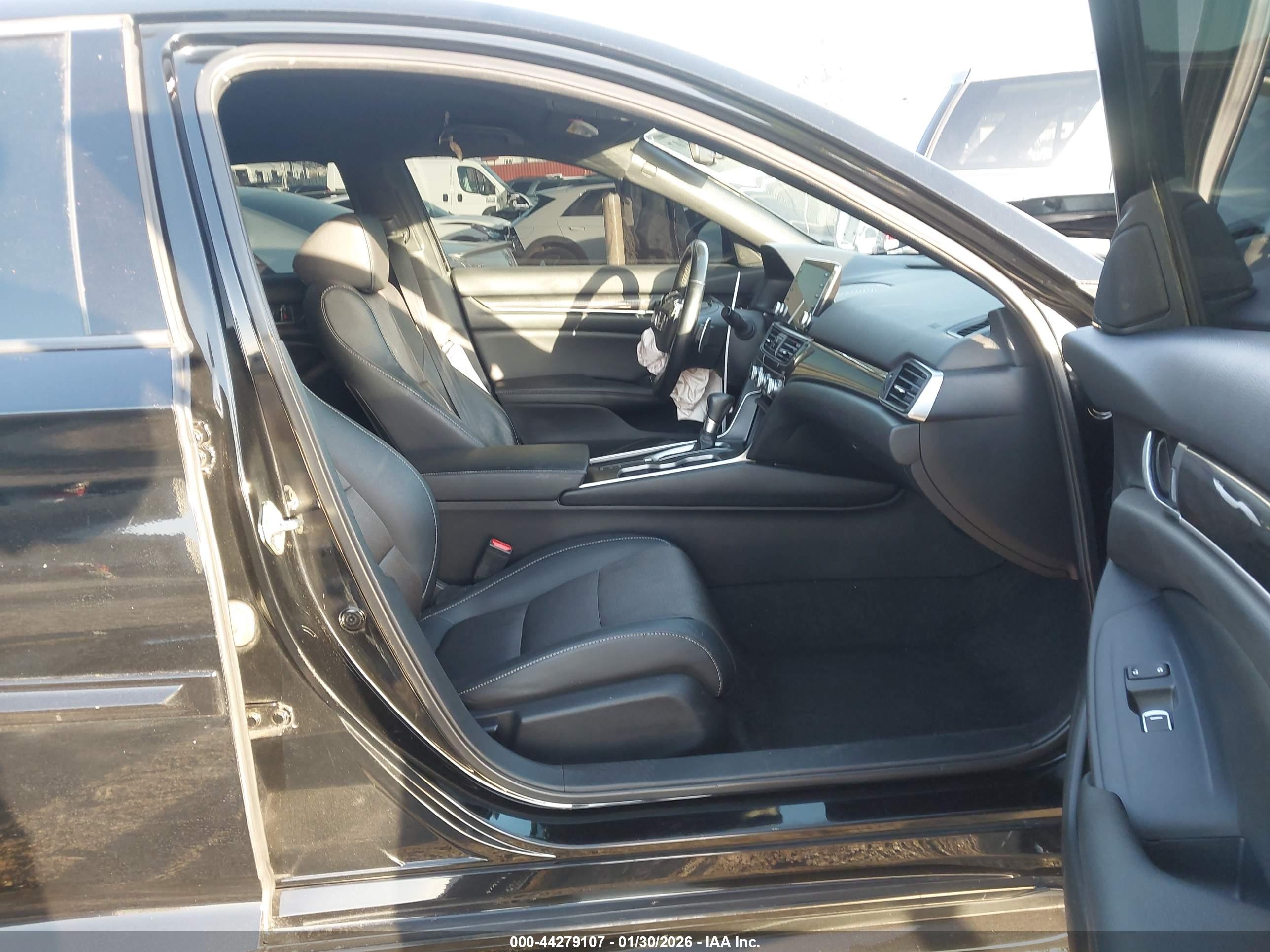 HONDA ACCORD image 5