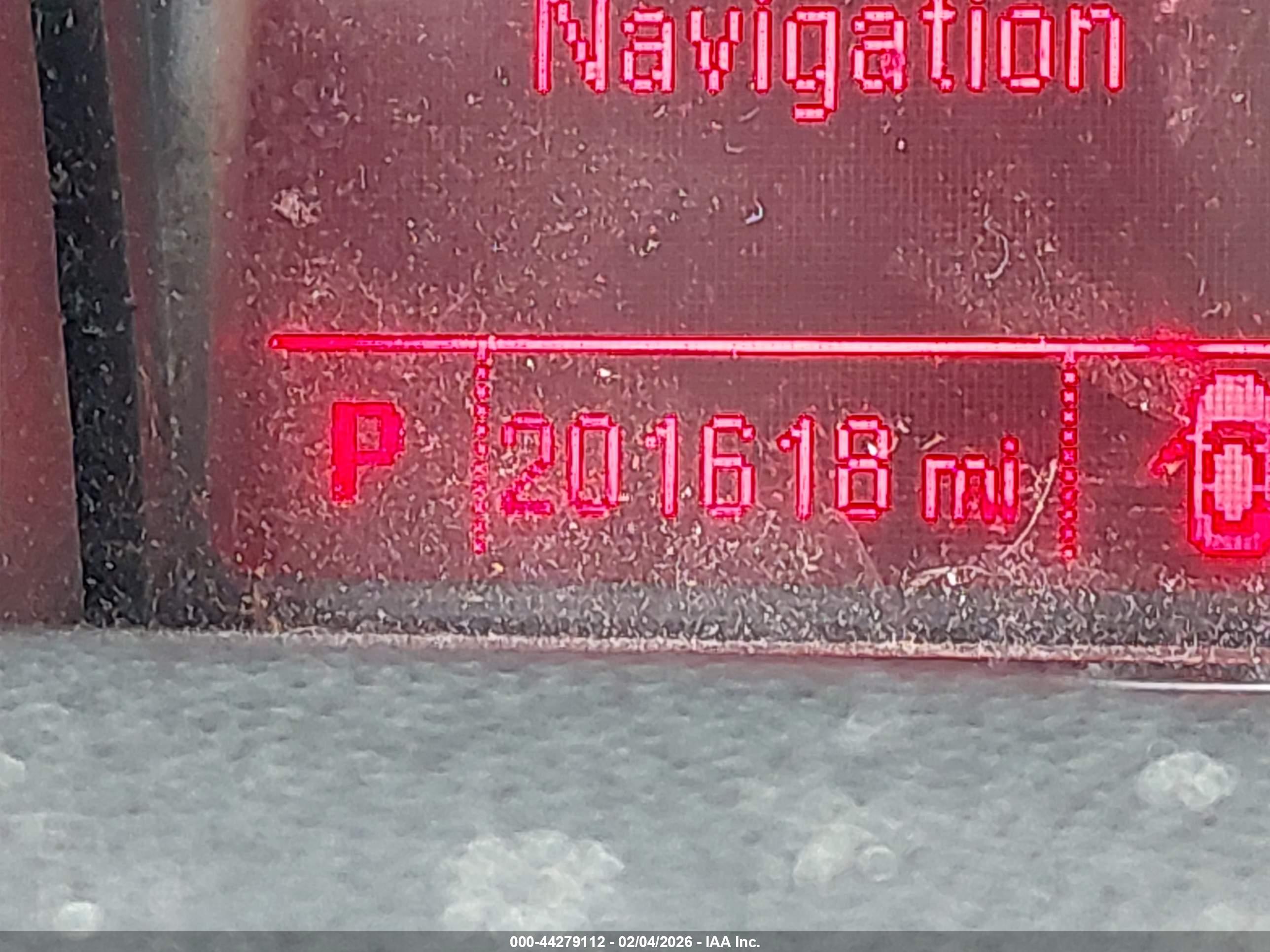 GMC TERRAIN image 7