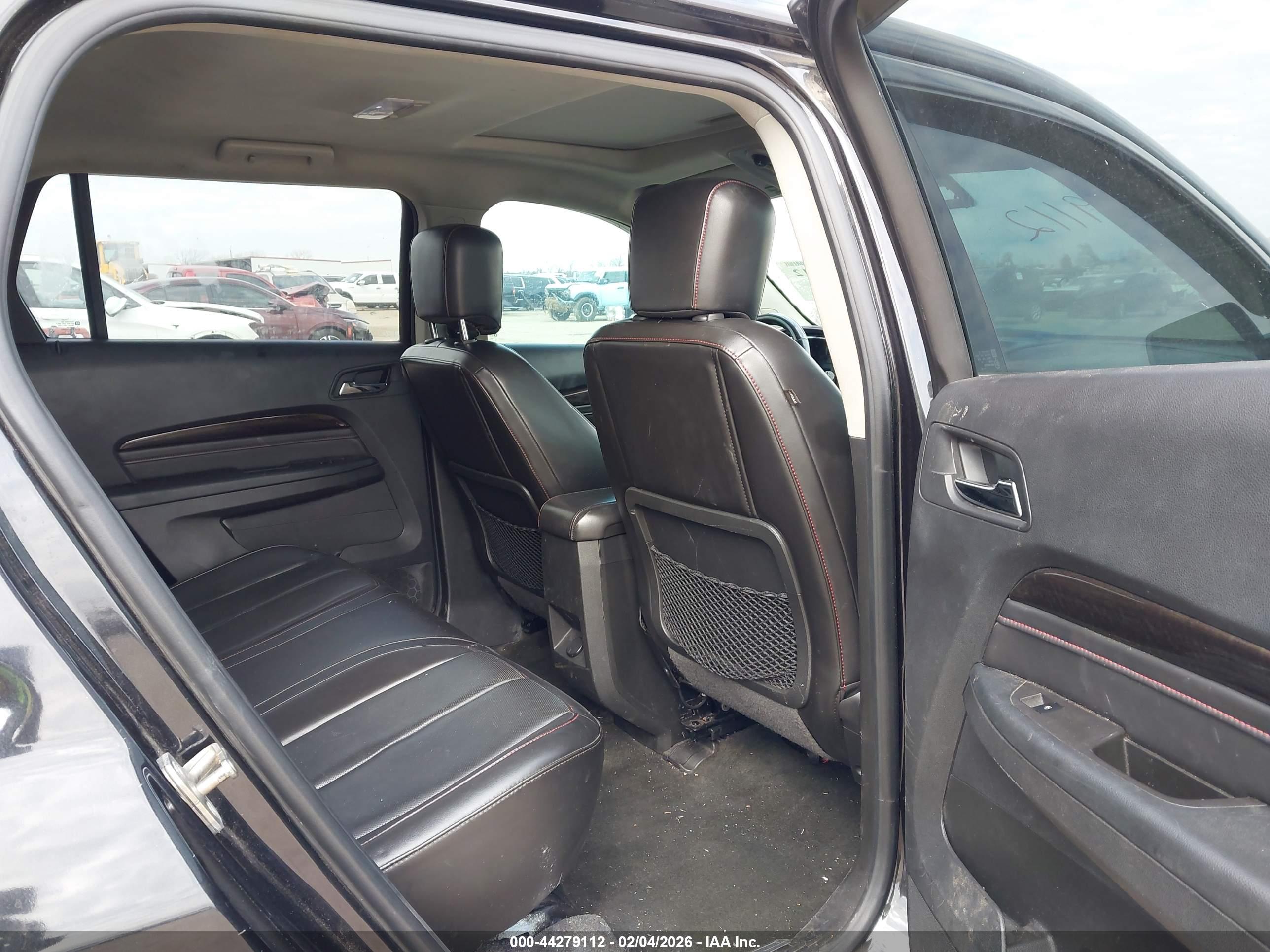 GMC TERRAIN image 8