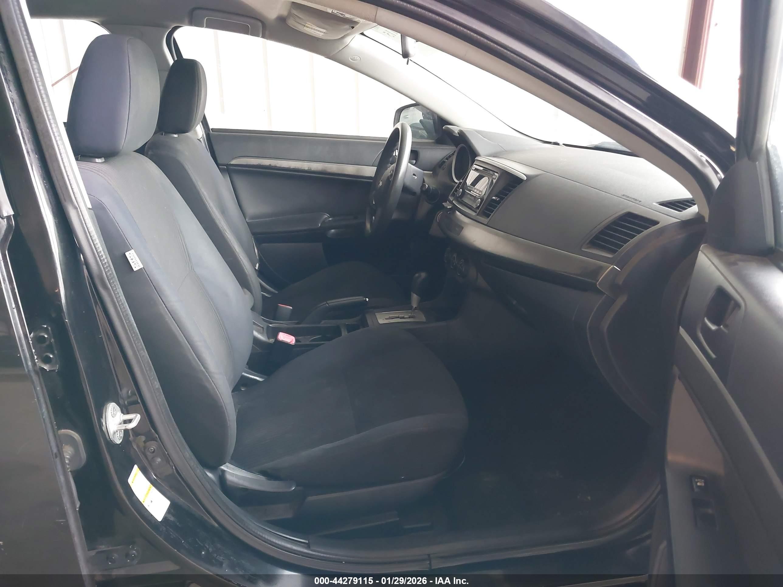 MITSUBISHI LANCER image 5