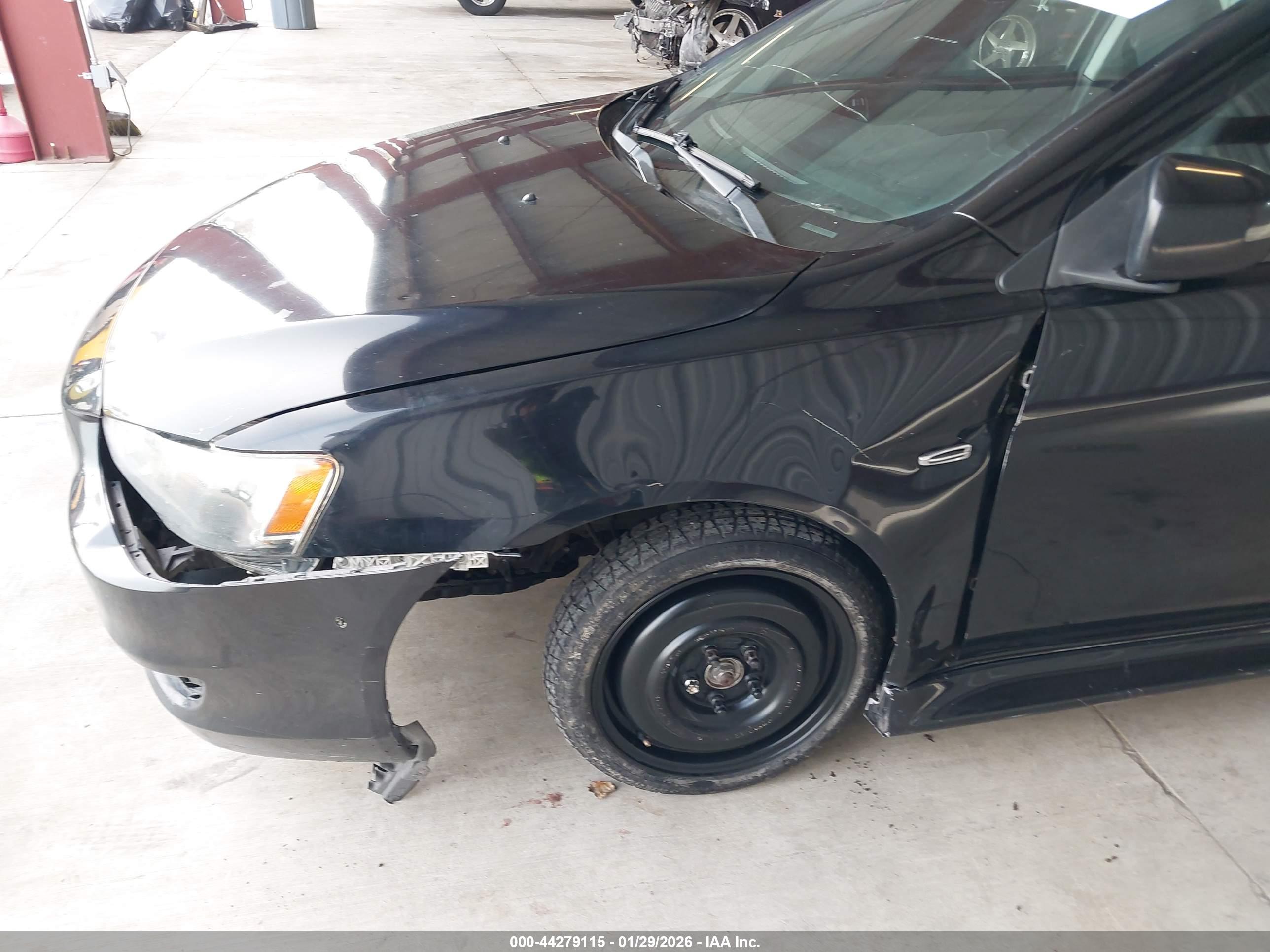 MITSUBISHI LANCER image 6