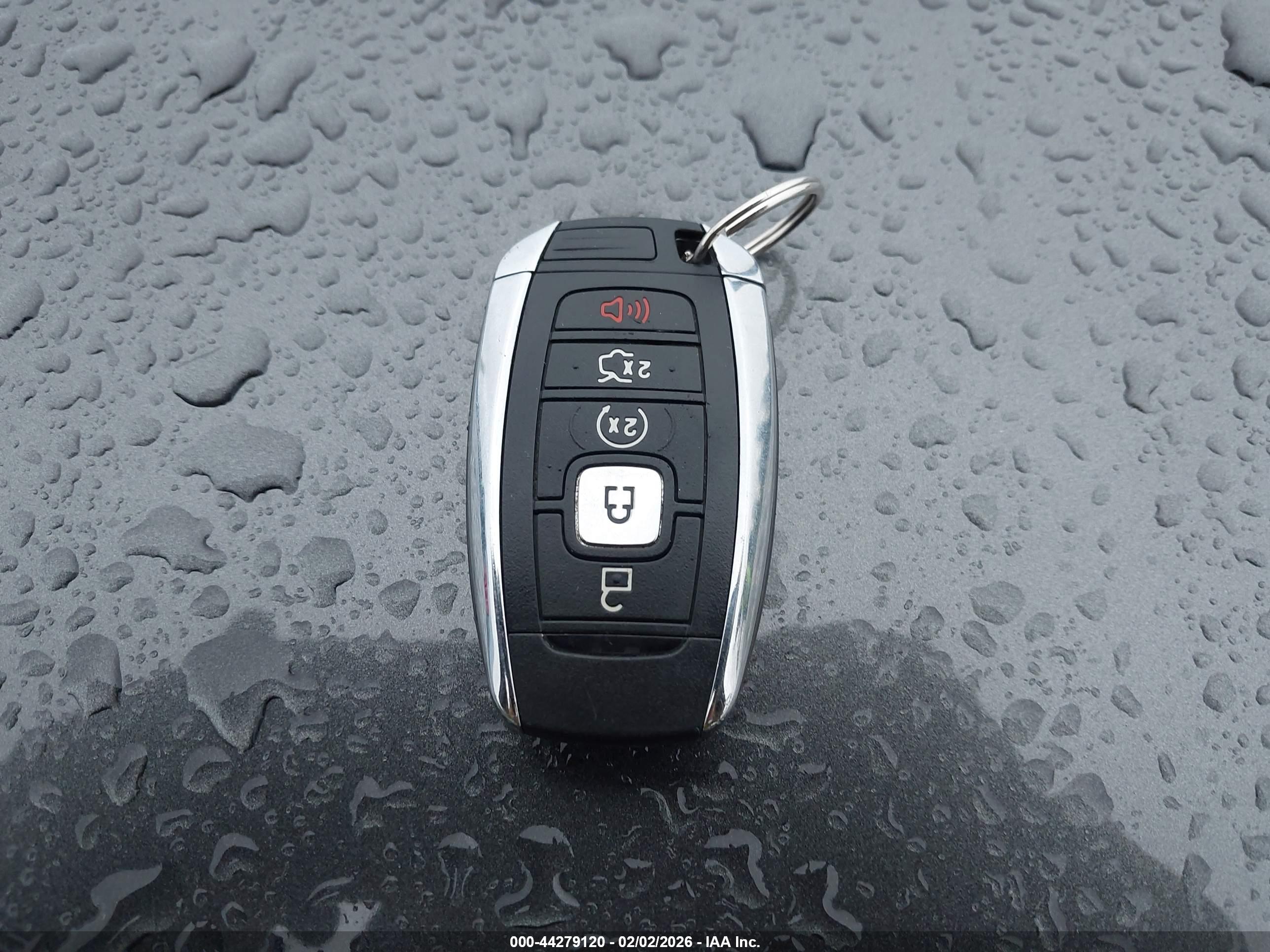 LINCOLN MKC image 11