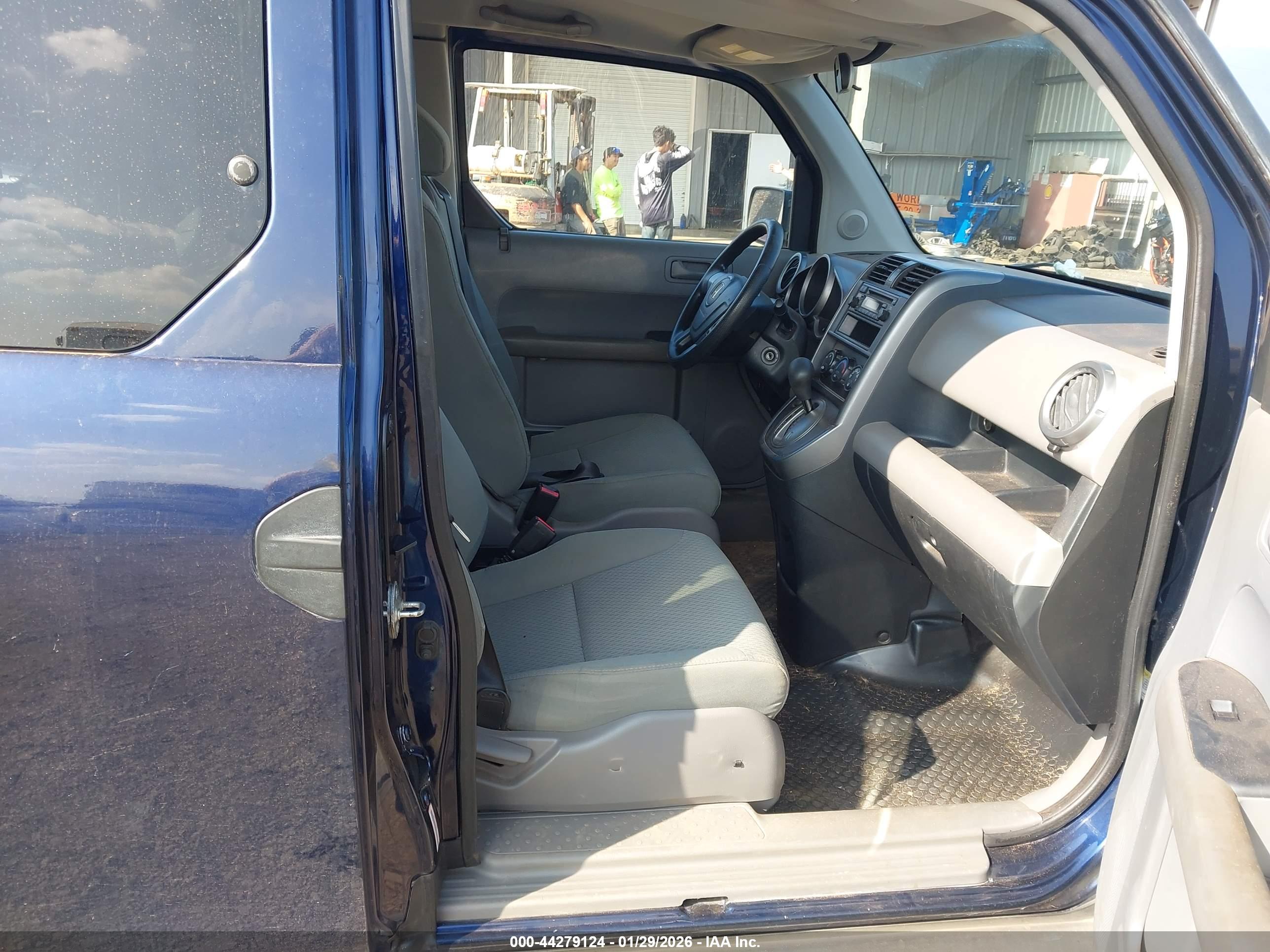 HONDA ELEMENT image 5