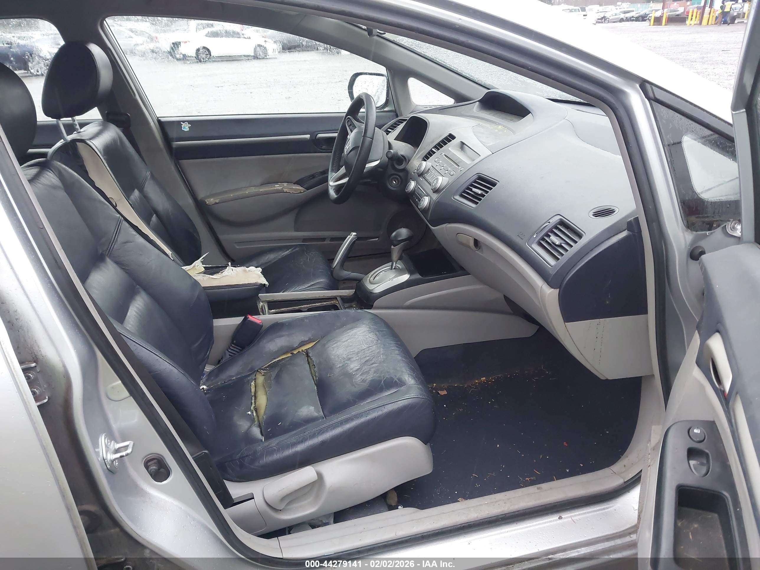 HONDA CIVIC image 5