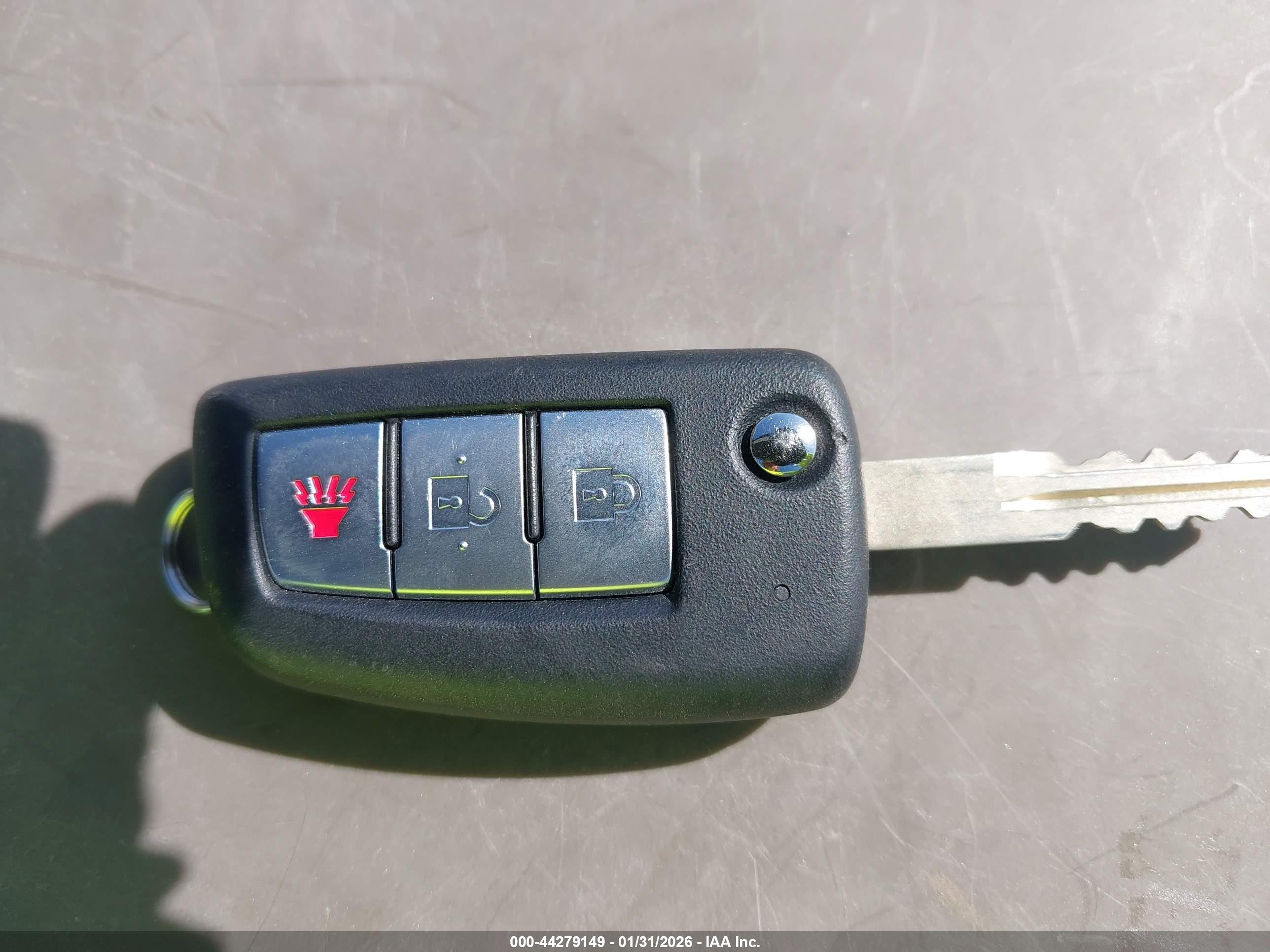 NISSAN ROGUE image 11
