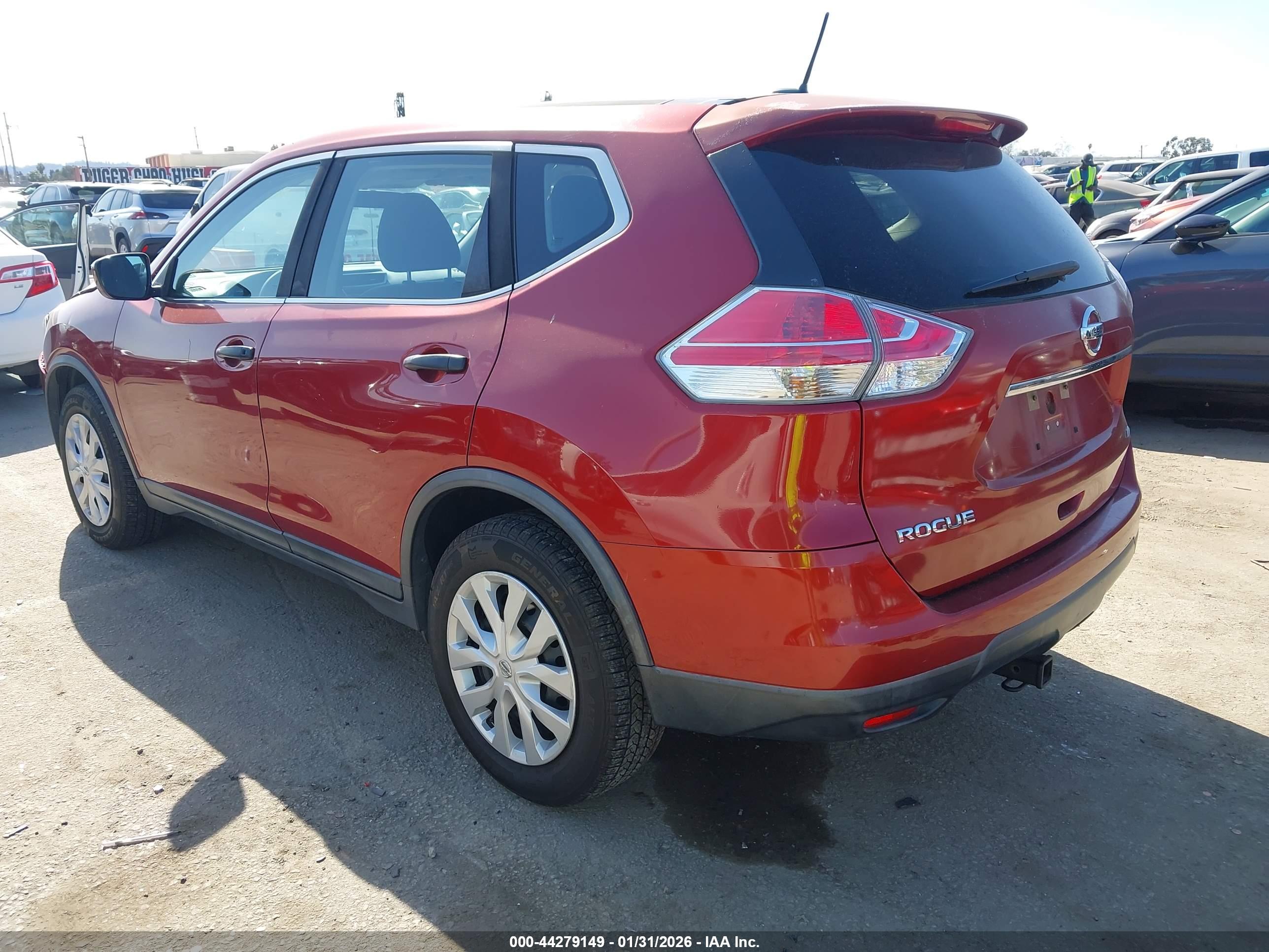 NISSAN ROGUE image 3