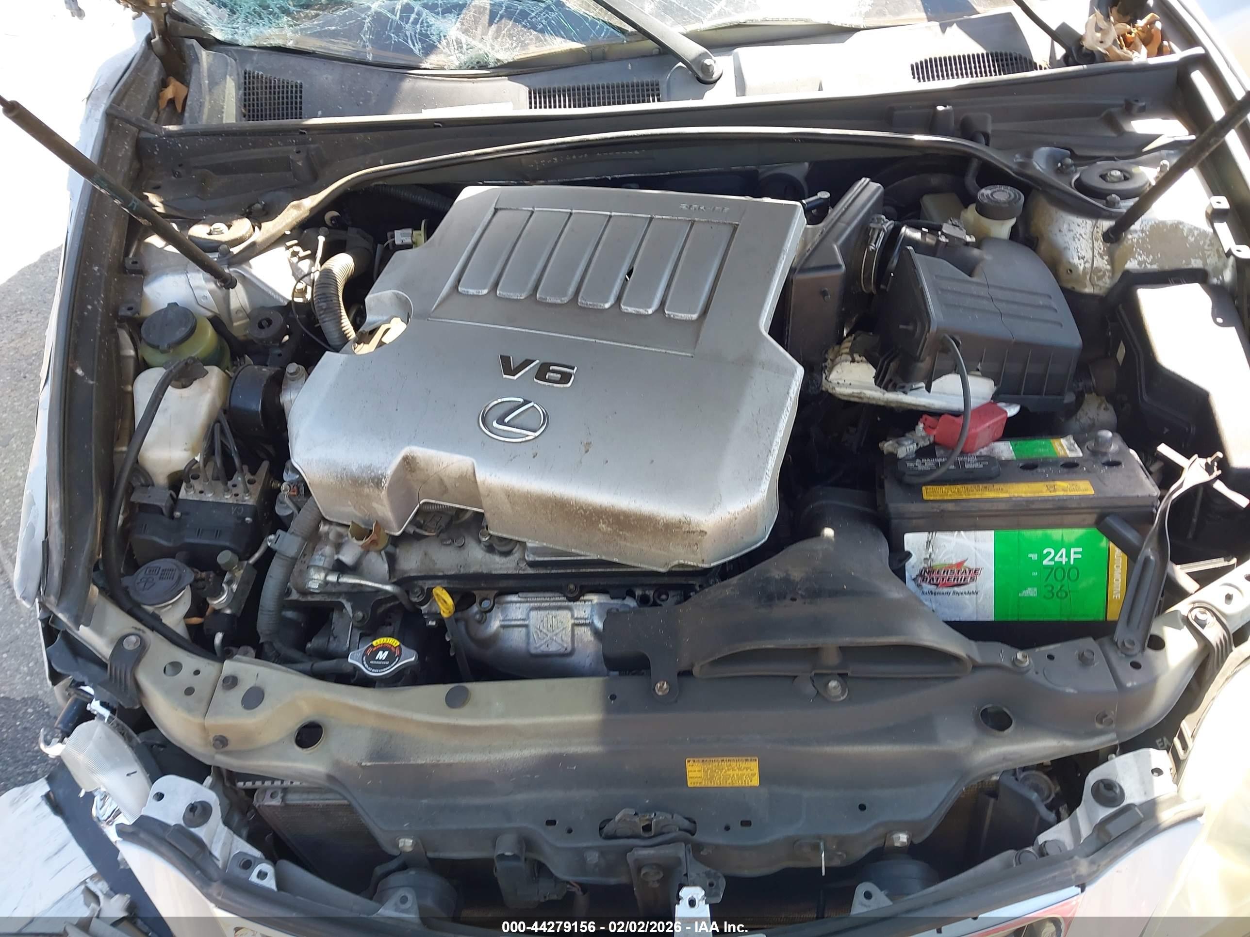 LEXUS ES image 10