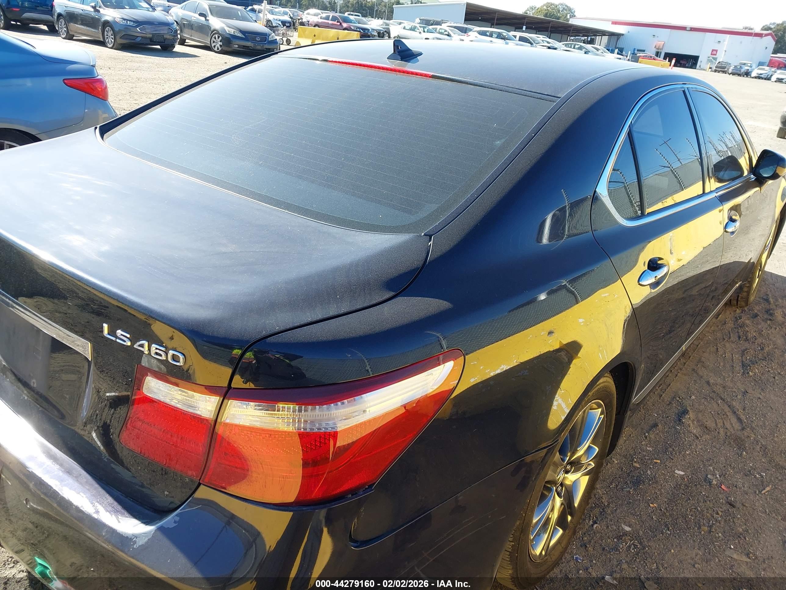 LEXUS LS image 4