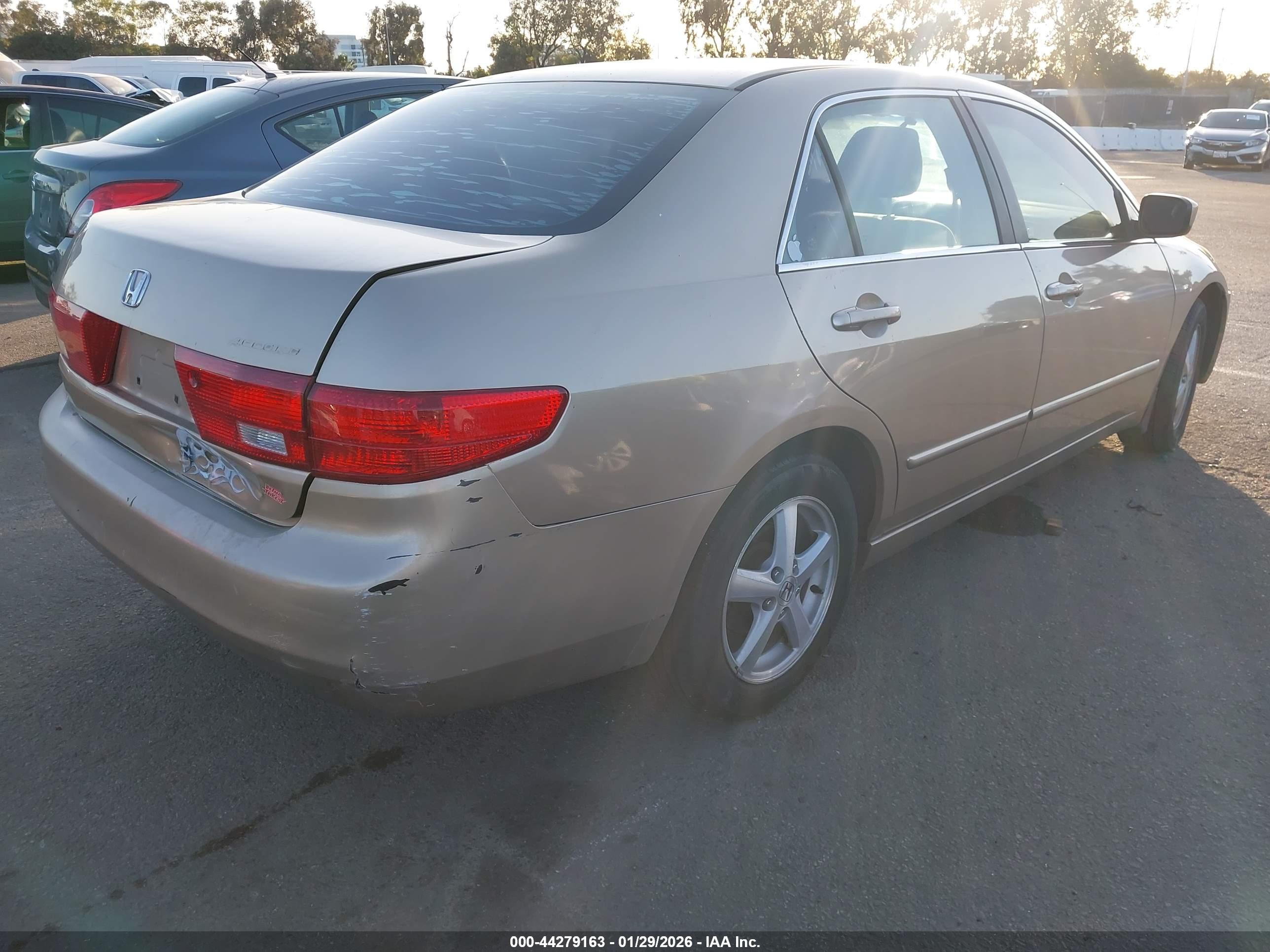 HONDA ACCORD image 4