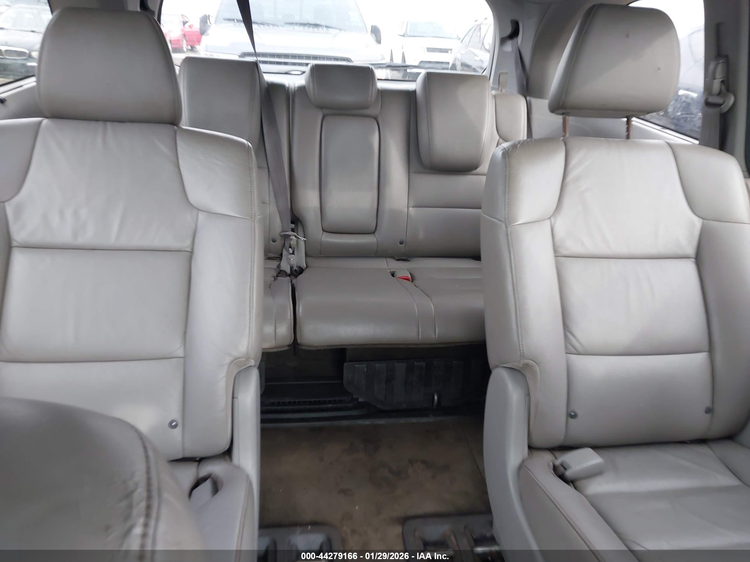 HONDA ODYSSEY image 8