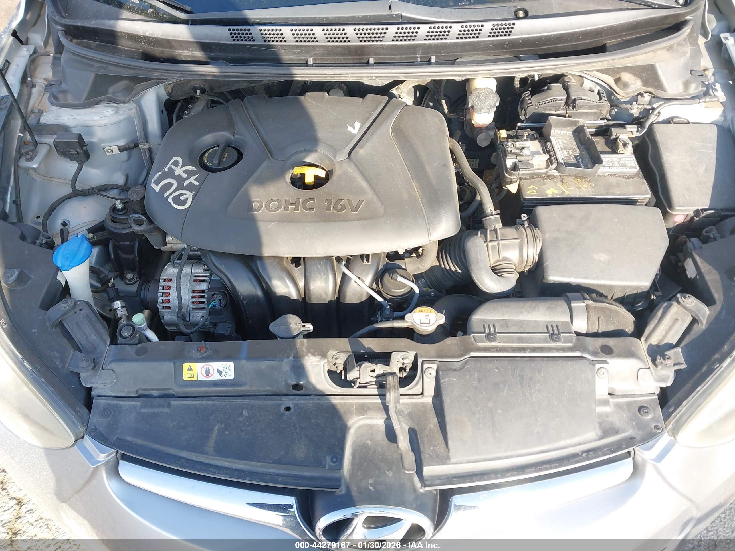 HYUNDAI ELANTRA image 10