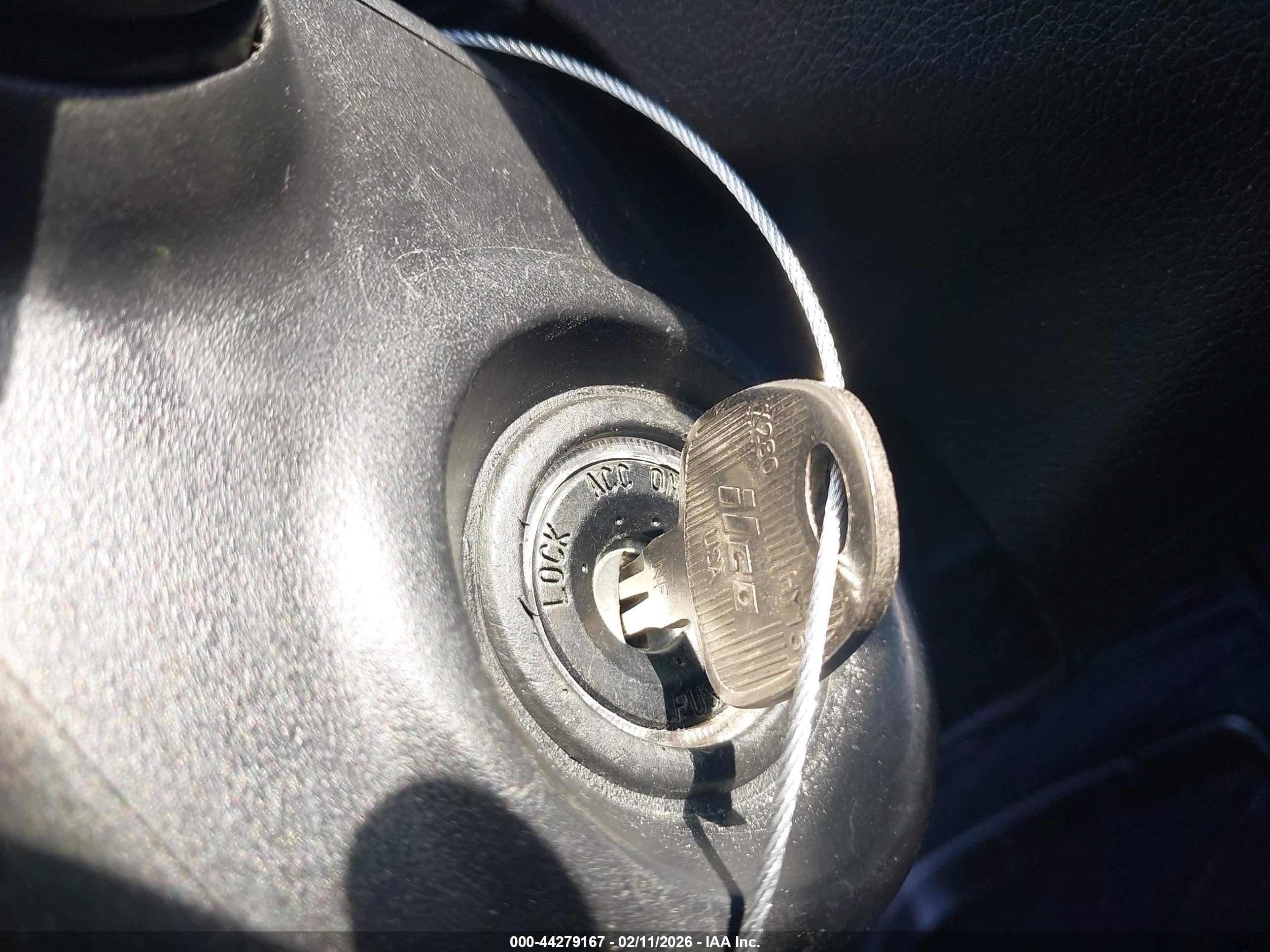HYUNDAI ELANTRA image 11