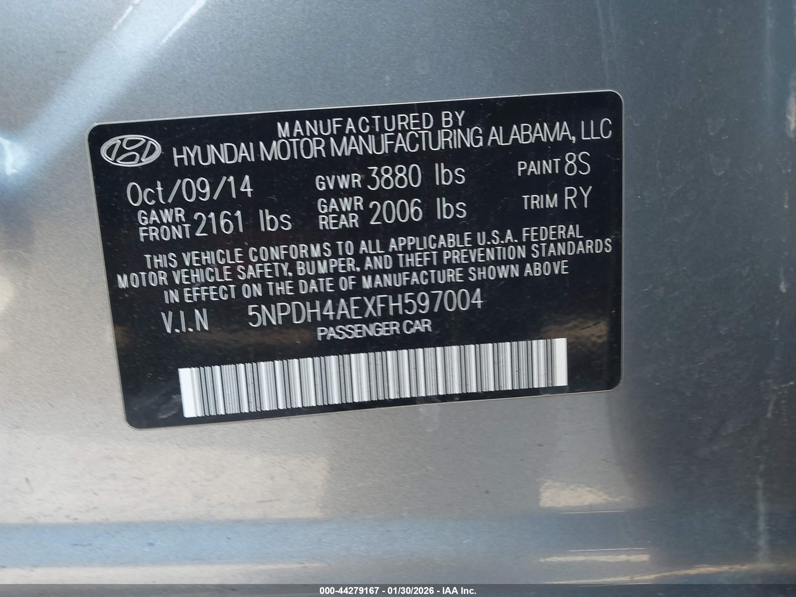 HYUNDAI ELANTRA image 9