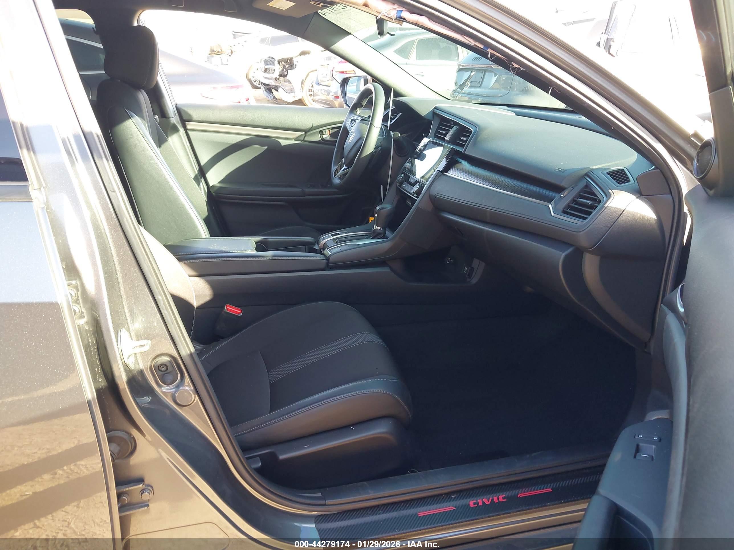 HONDA CIVIC image 5