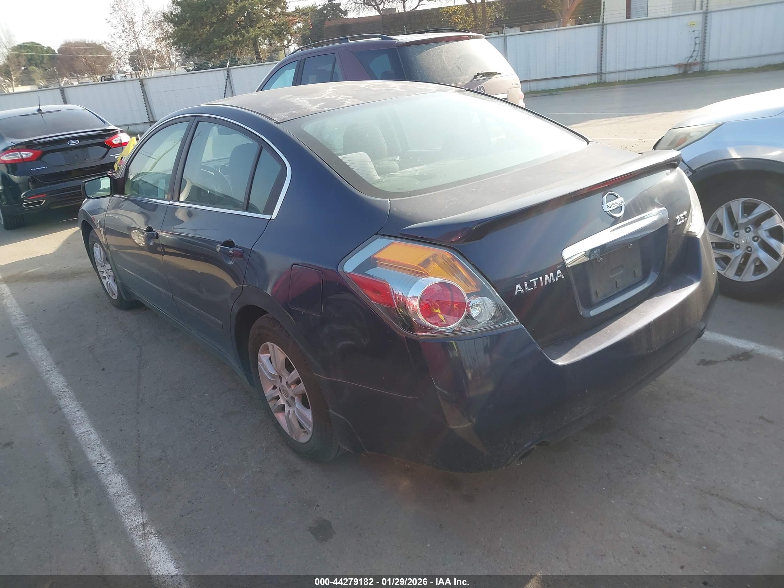 NISSAN ALTIMA image 3
