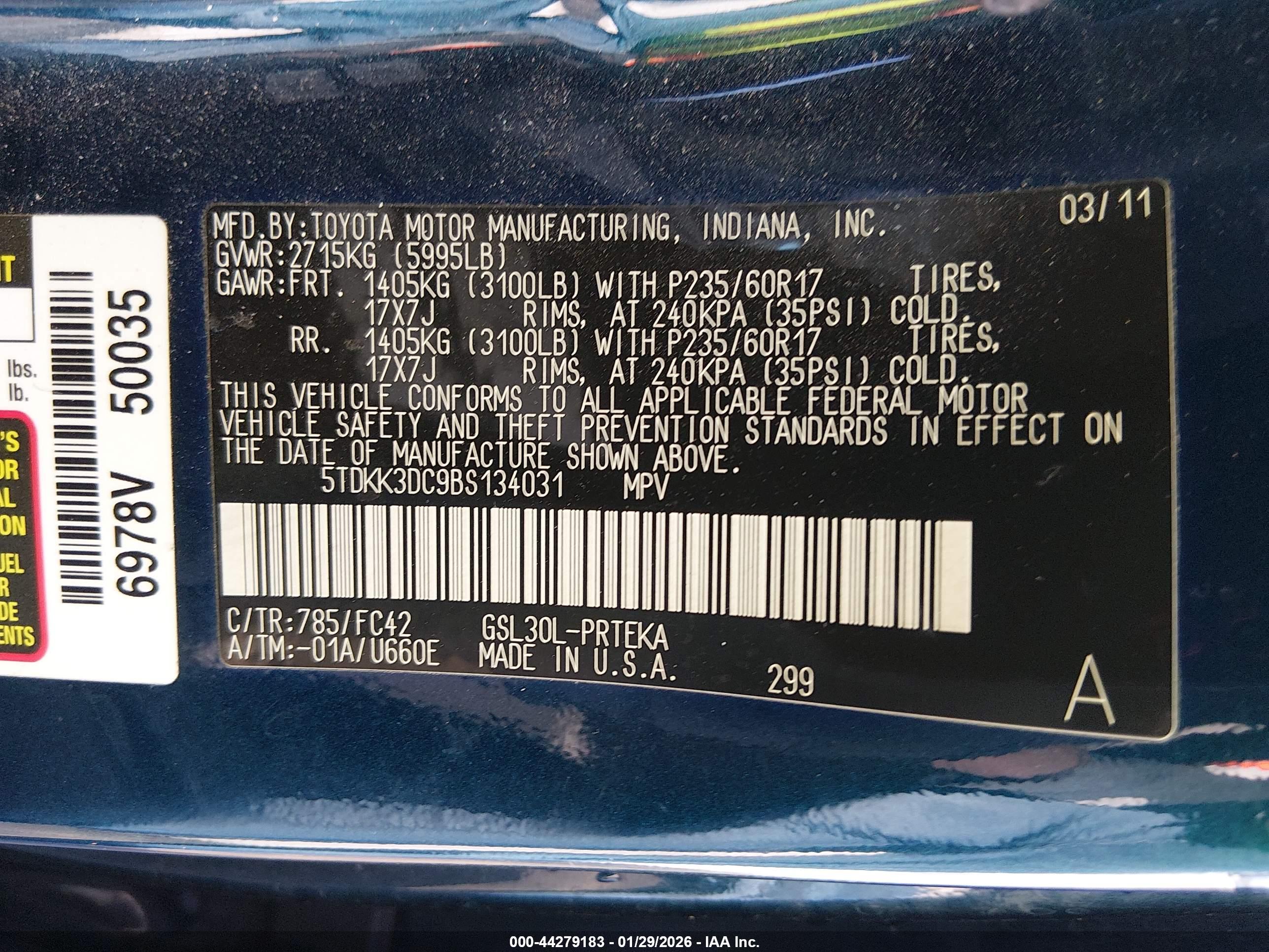 TOYOTA SIENNA image 9