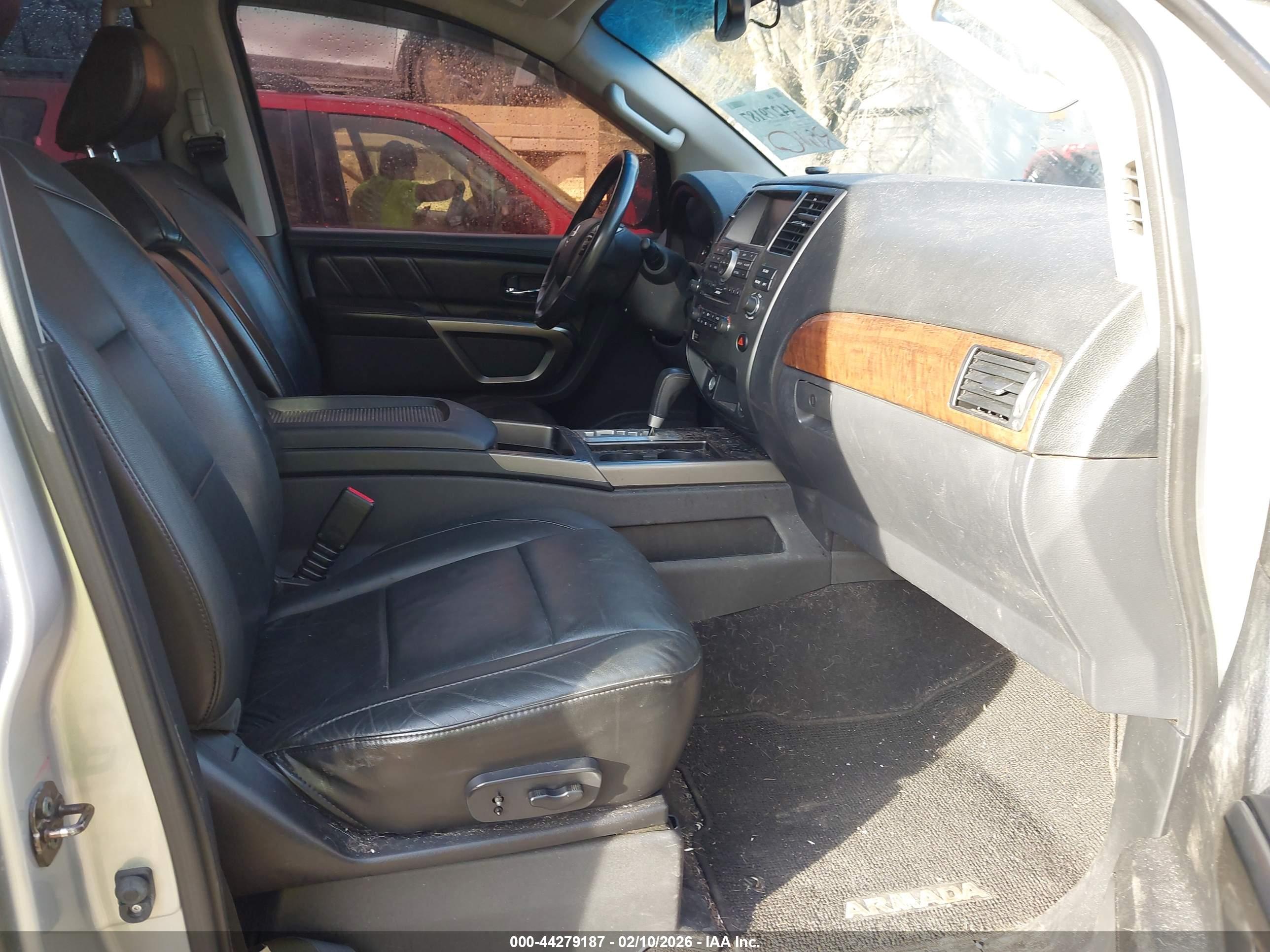 NISSAN ARMADA image 5