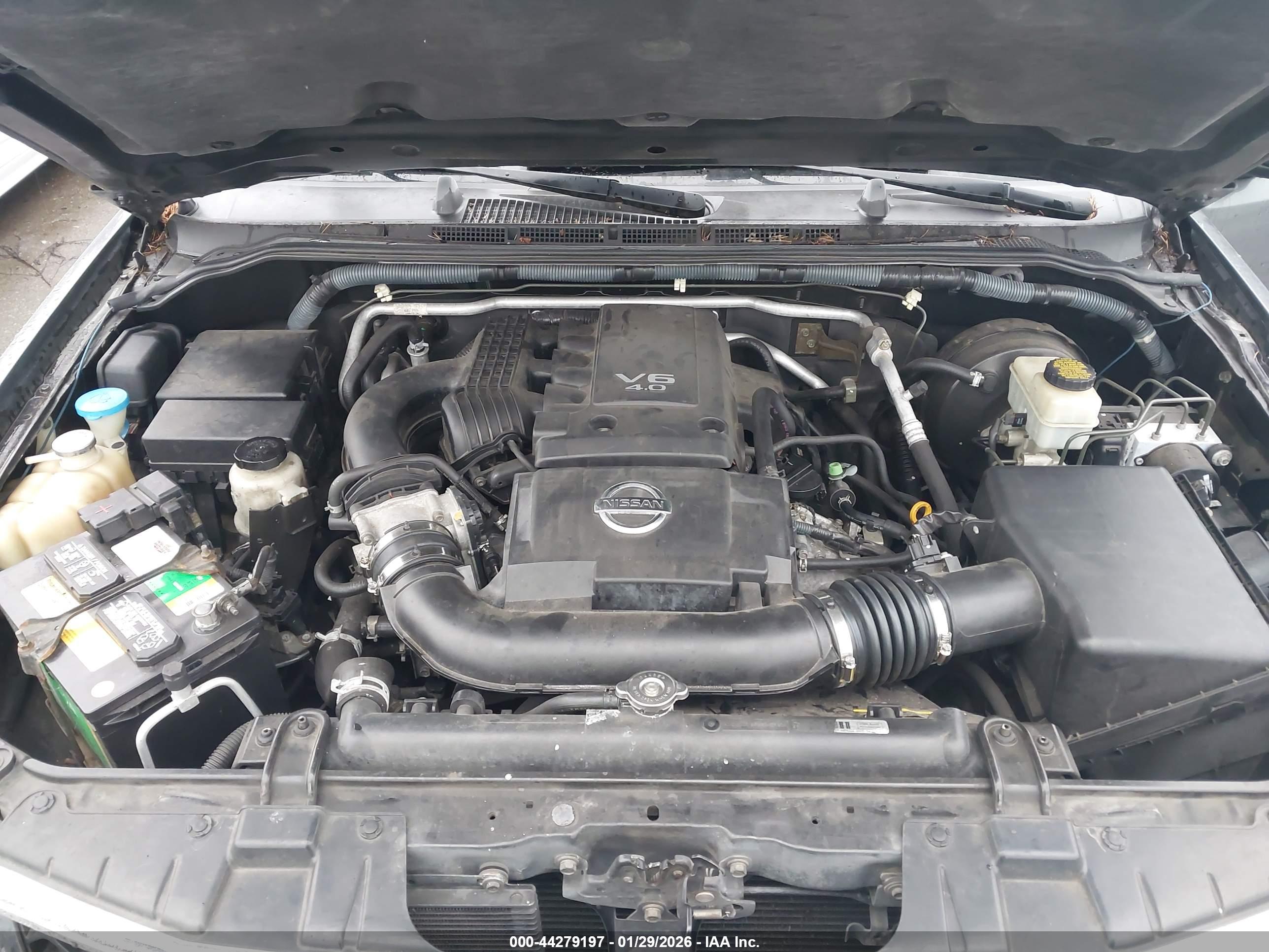 NISSAN FRONTIER image 10