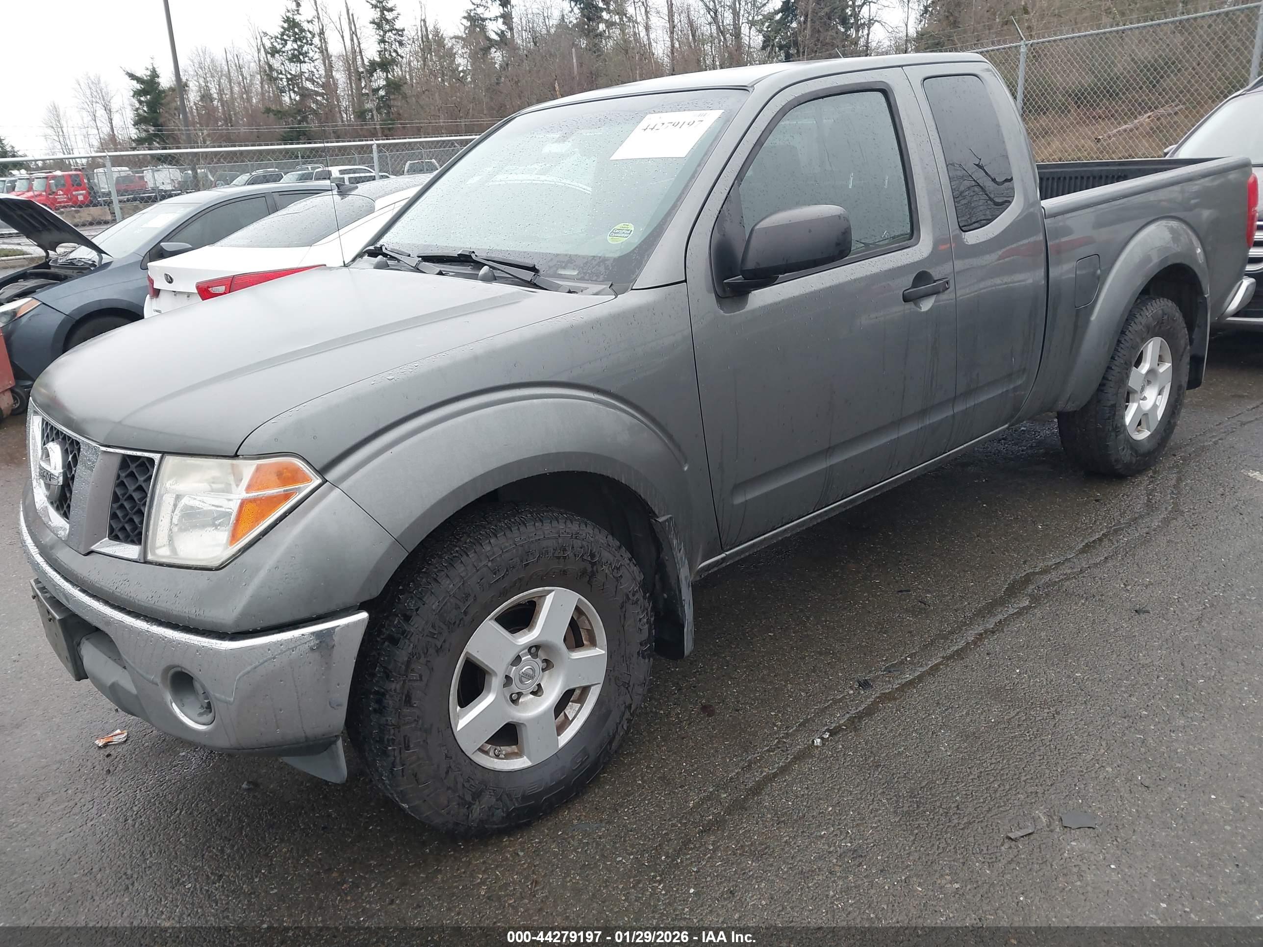 NISSAN FRONTIER image 2