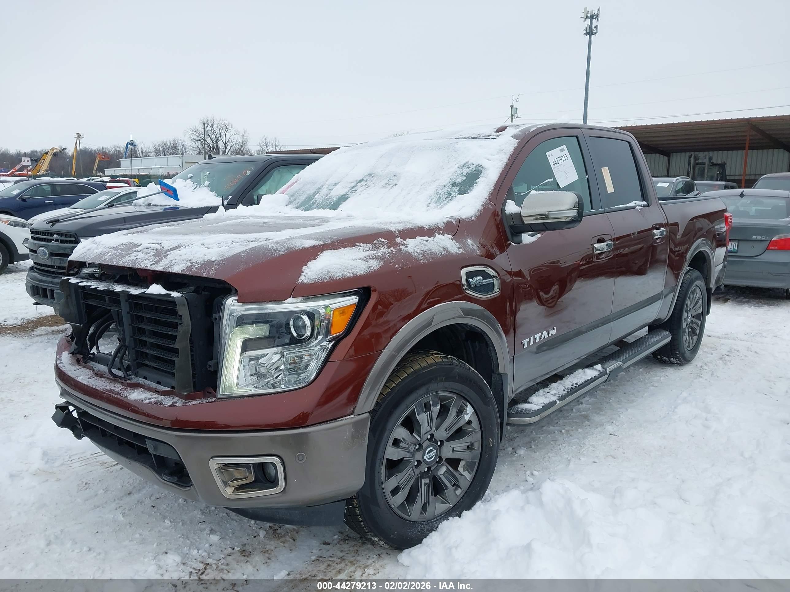 NISSAN TITAN image 2