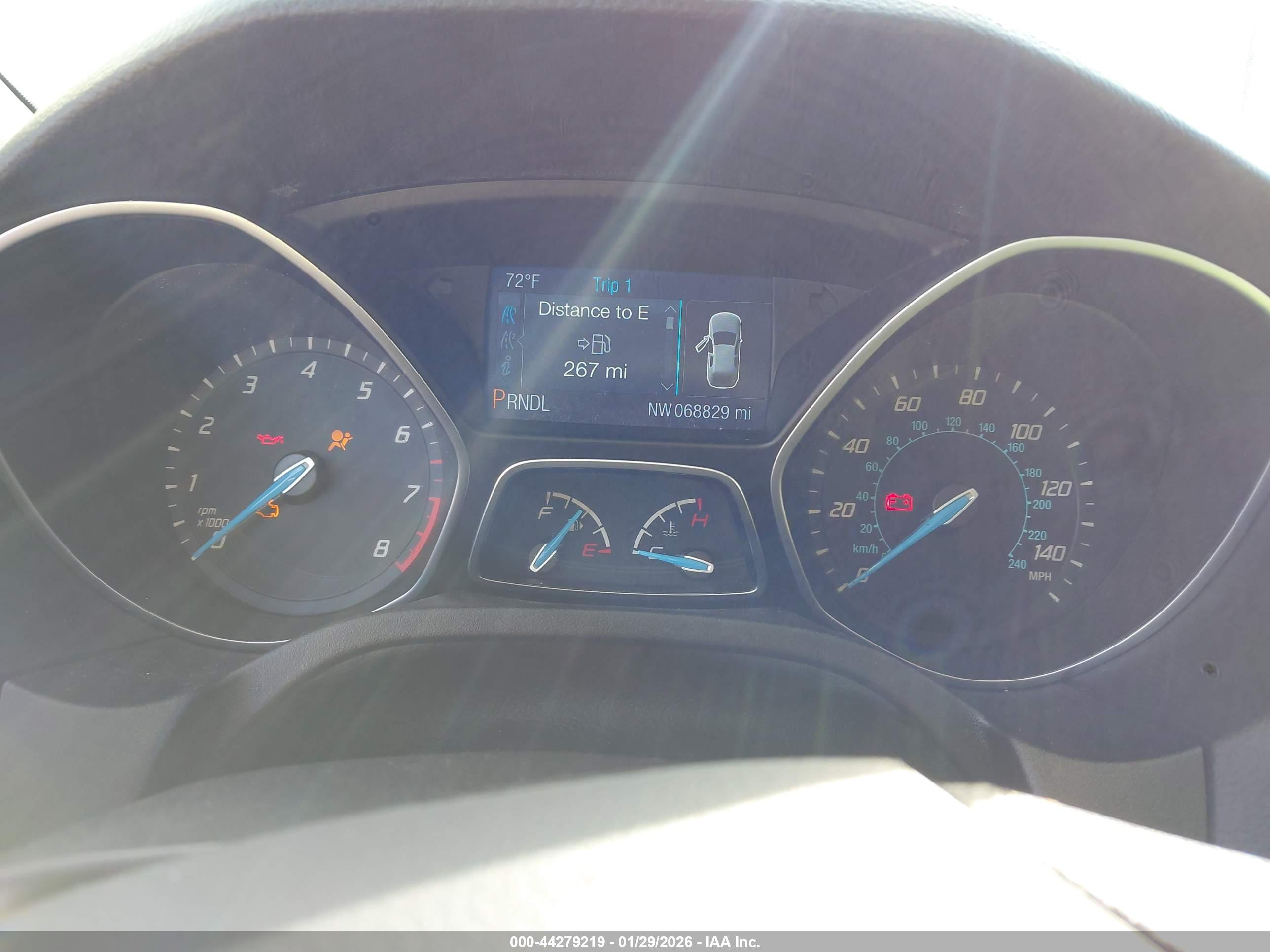 FORD FOCUS image 7