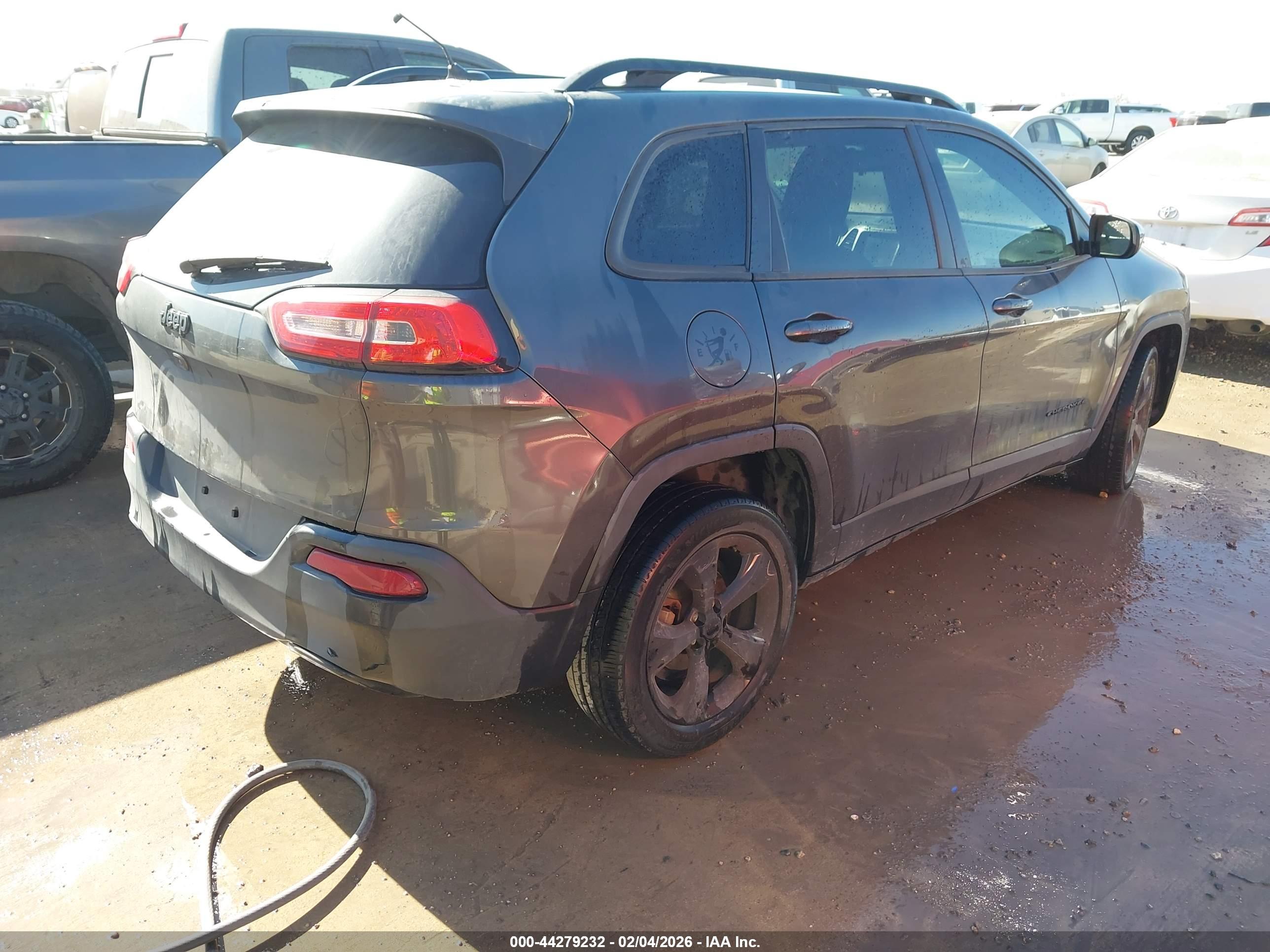 JEEP CHEROKEE image 4