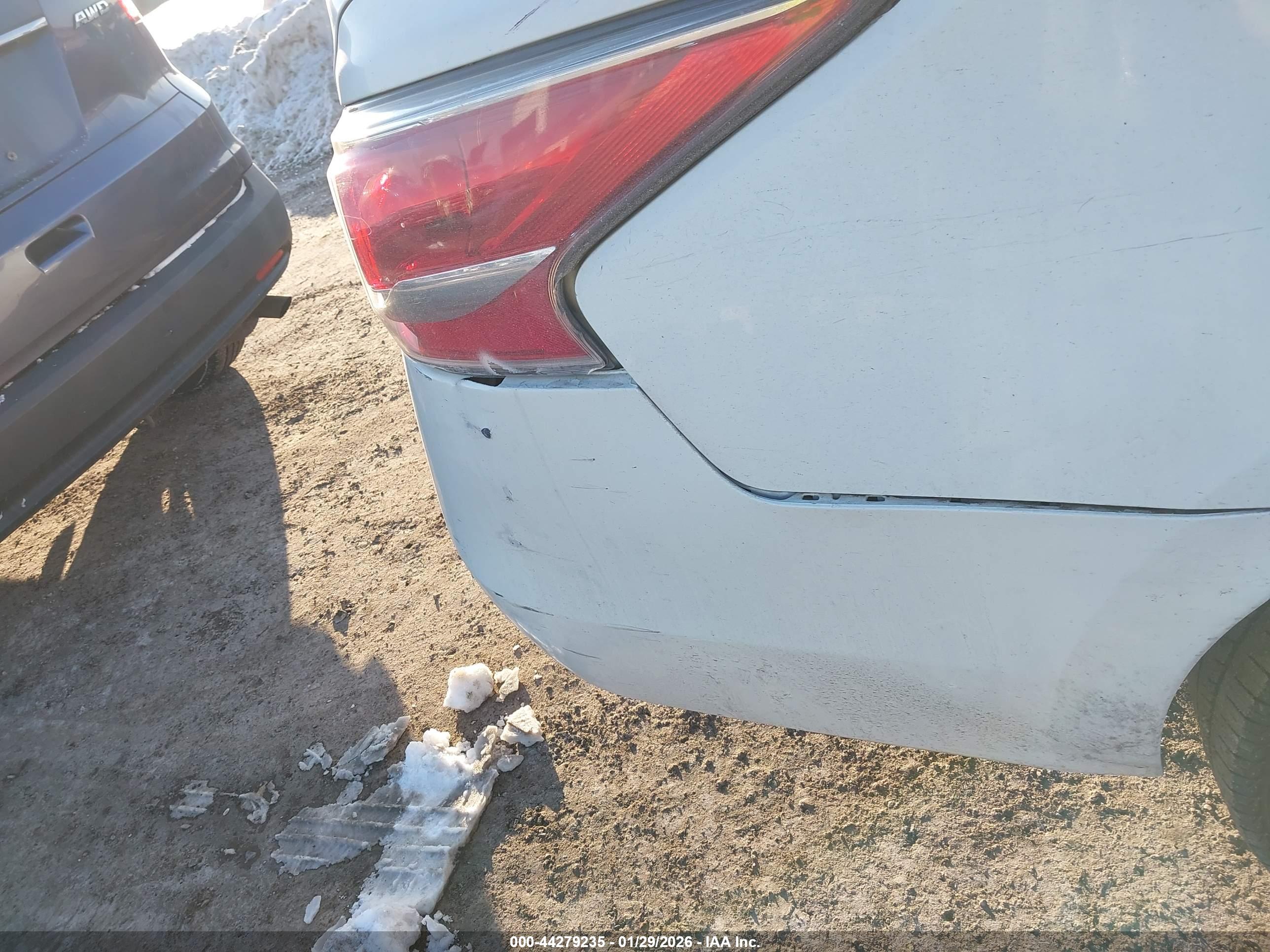 NISSAN ALTIMA image 6