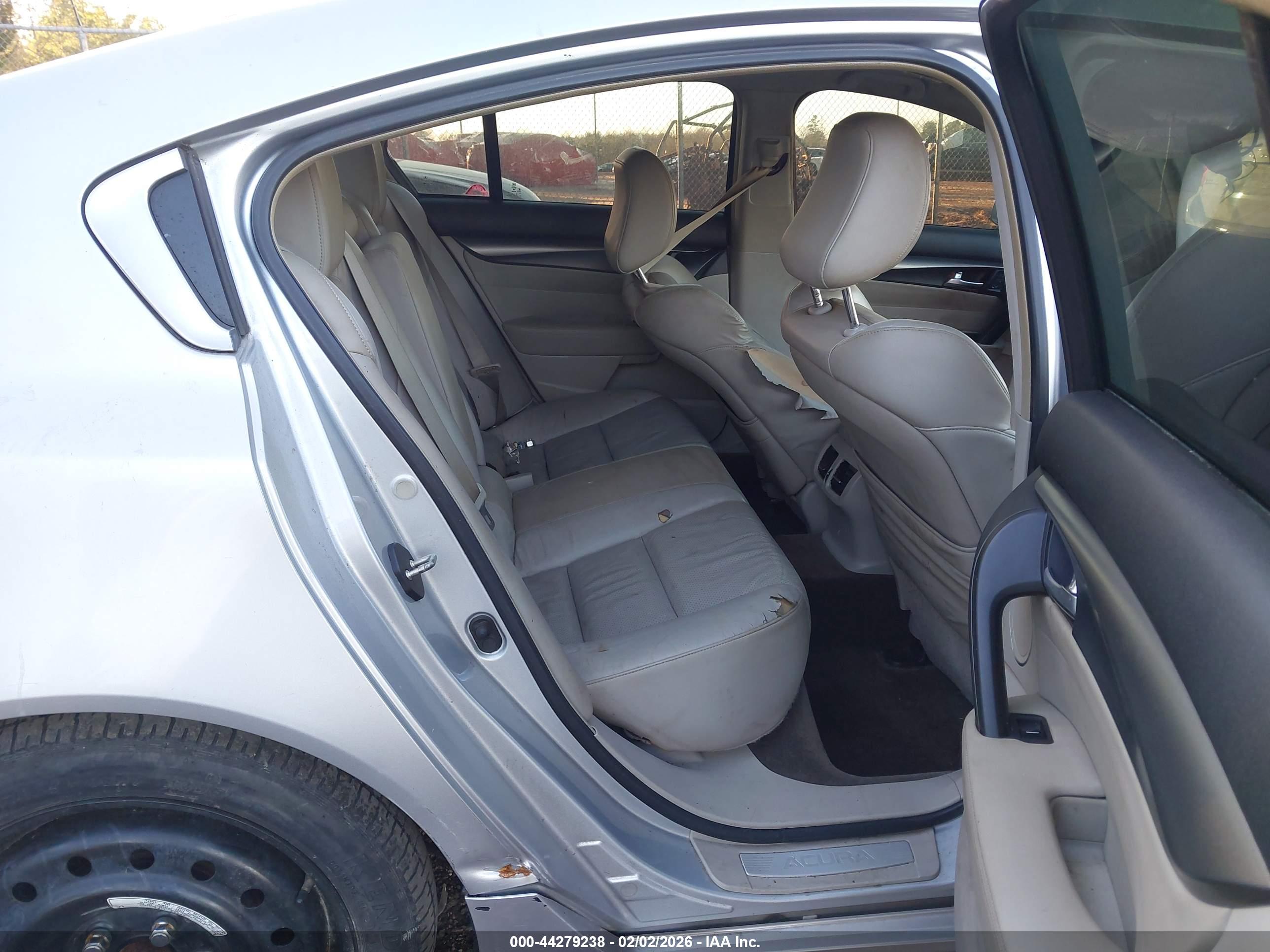 ACURA TL image 8