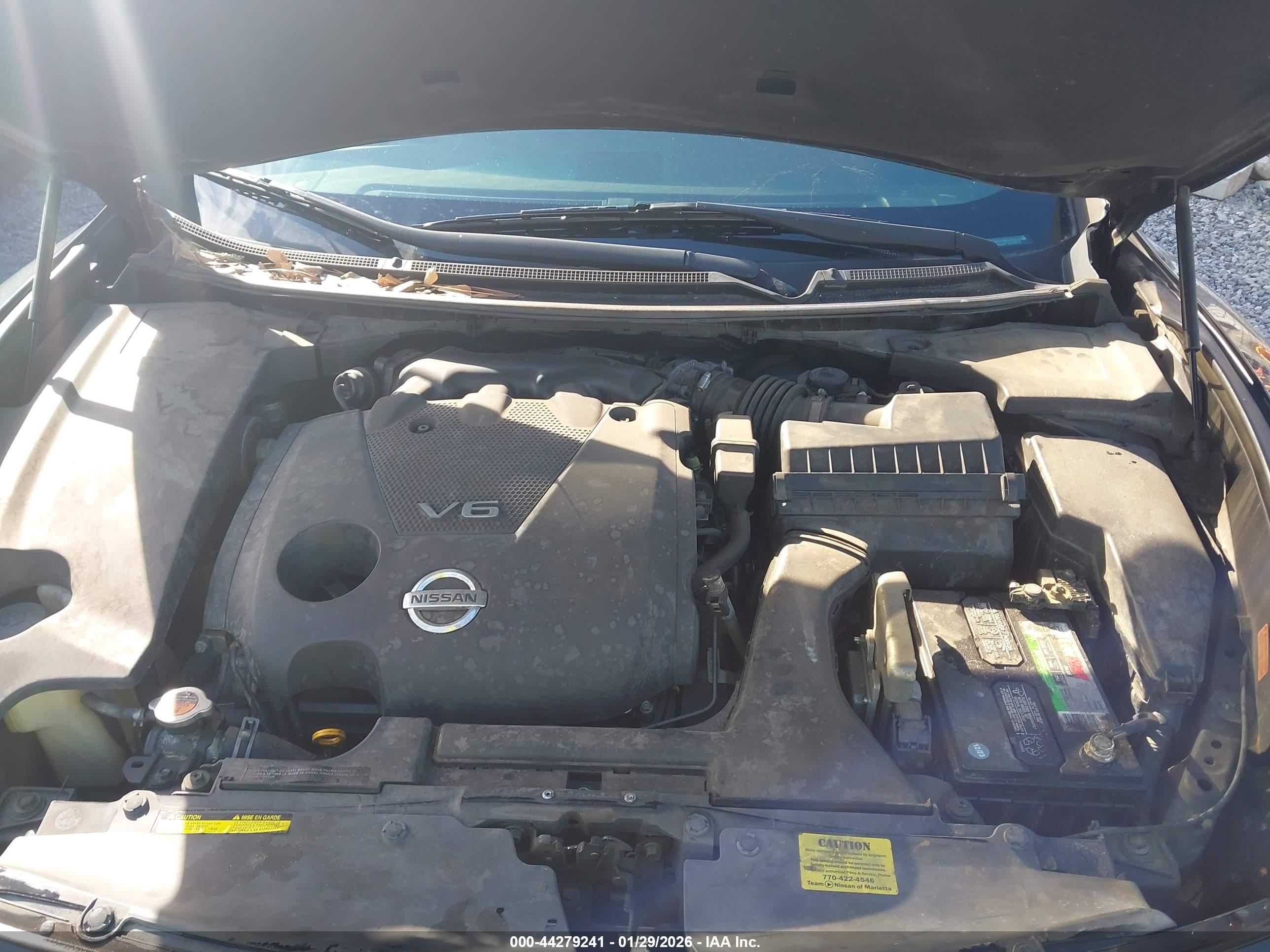 NISSAN MAXIMA image 10