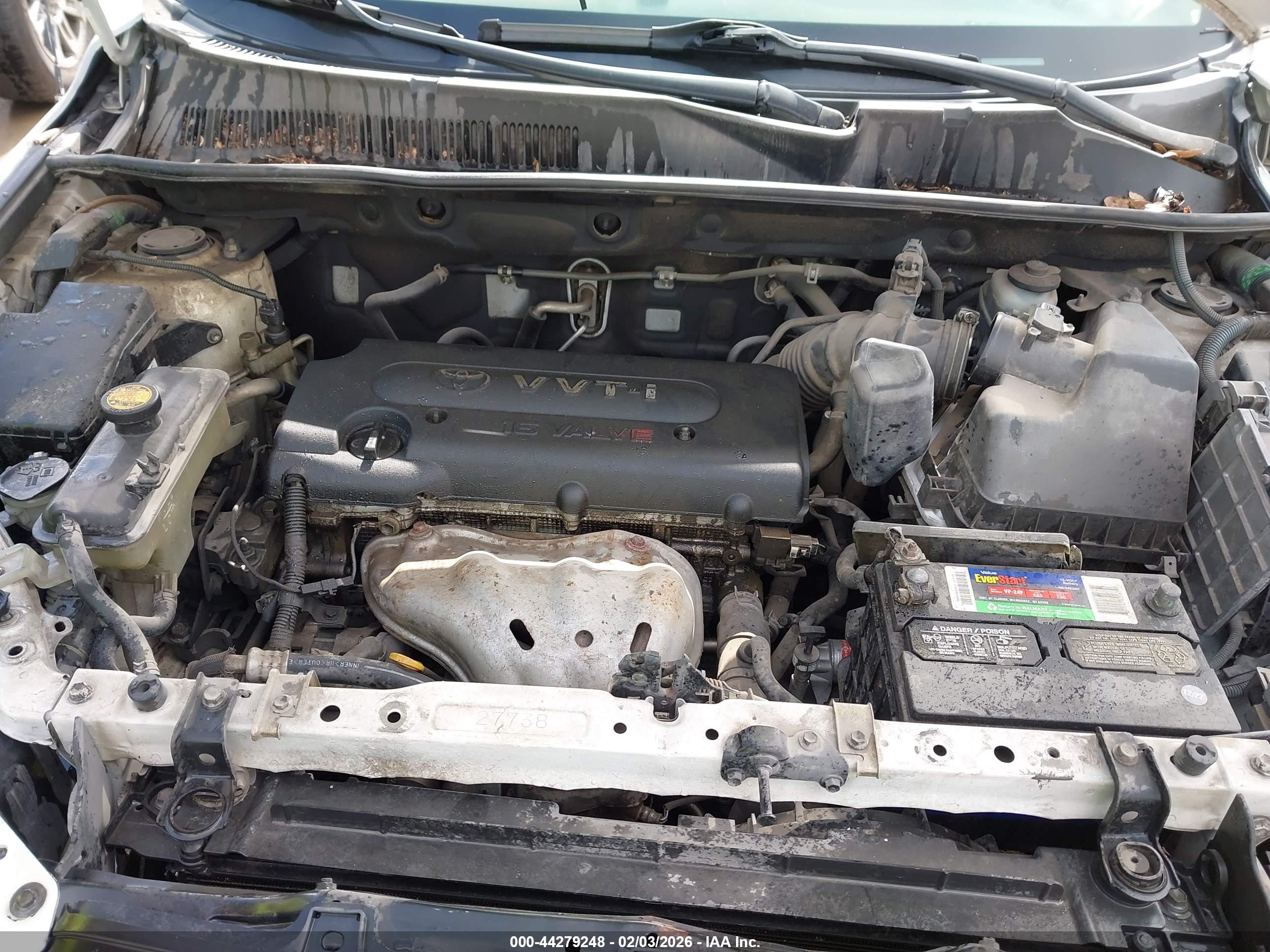 TOYOTA RAV4 image 10