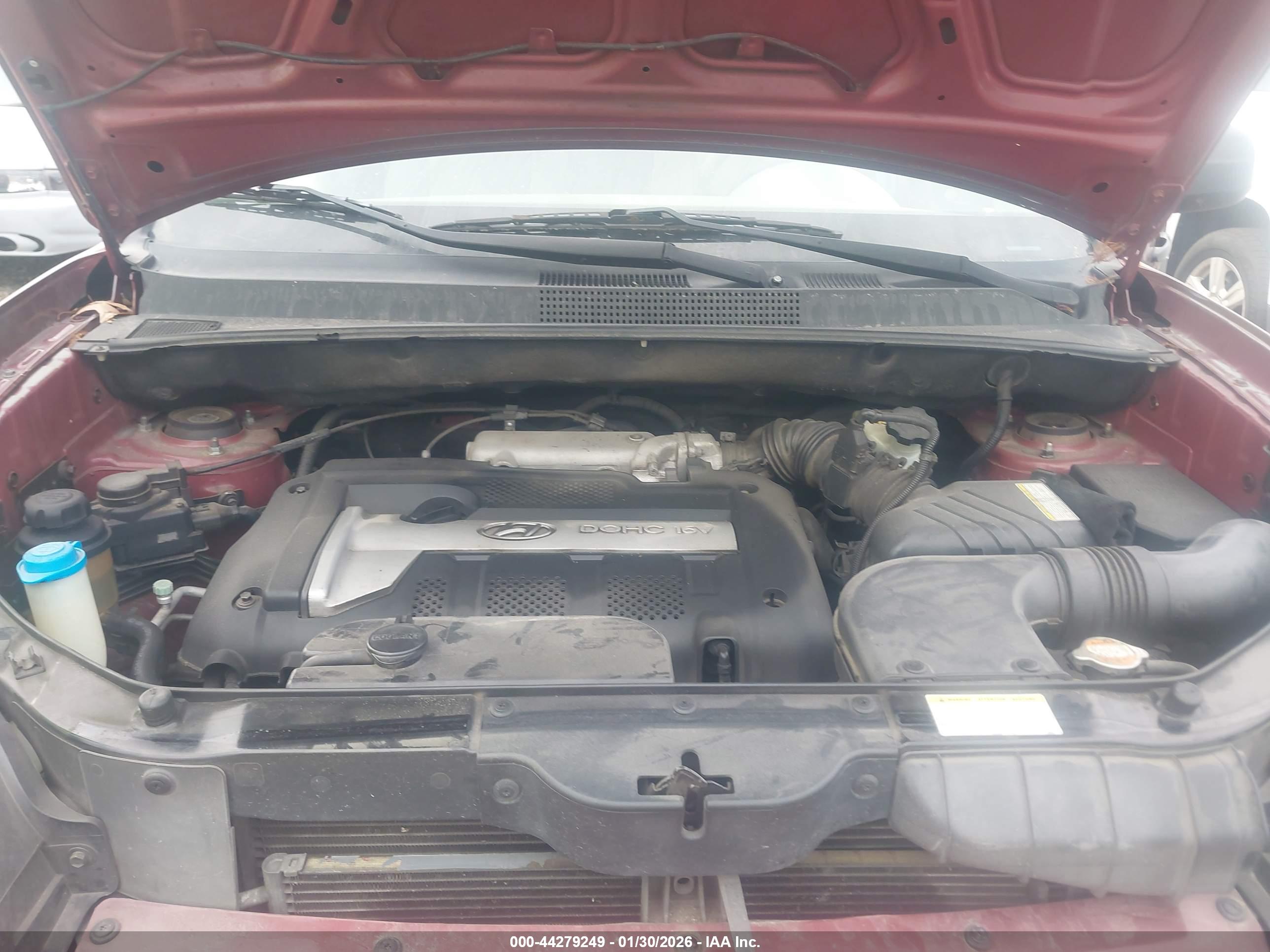 HYUNDAI TUCSON image 10