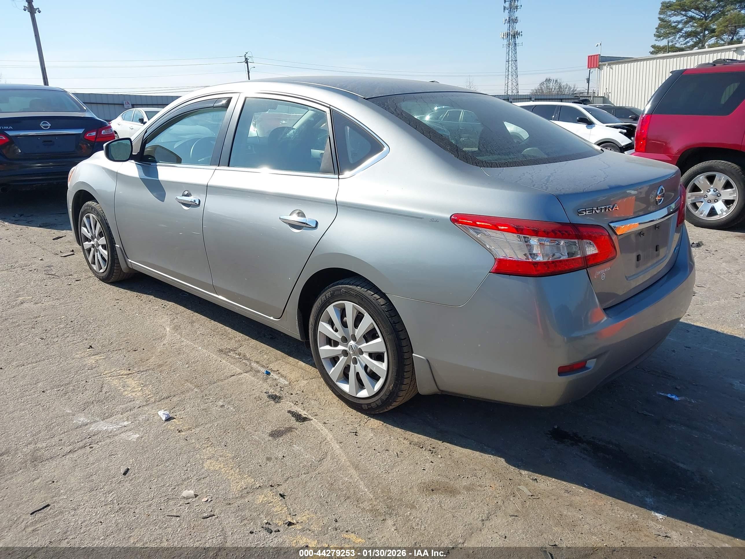 NISSAN SENTRA image 3