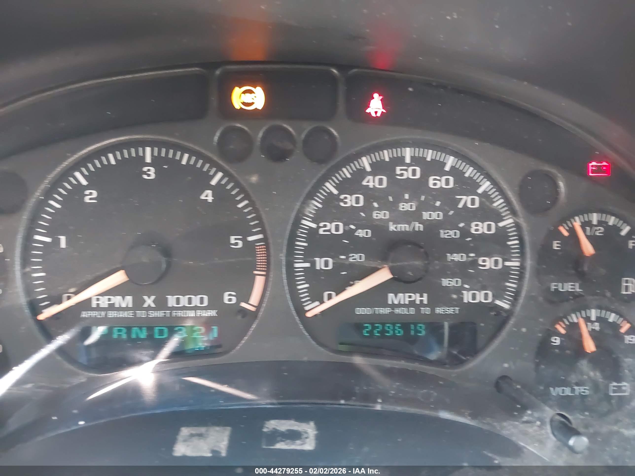 CHEVROLET BLAZER image 7