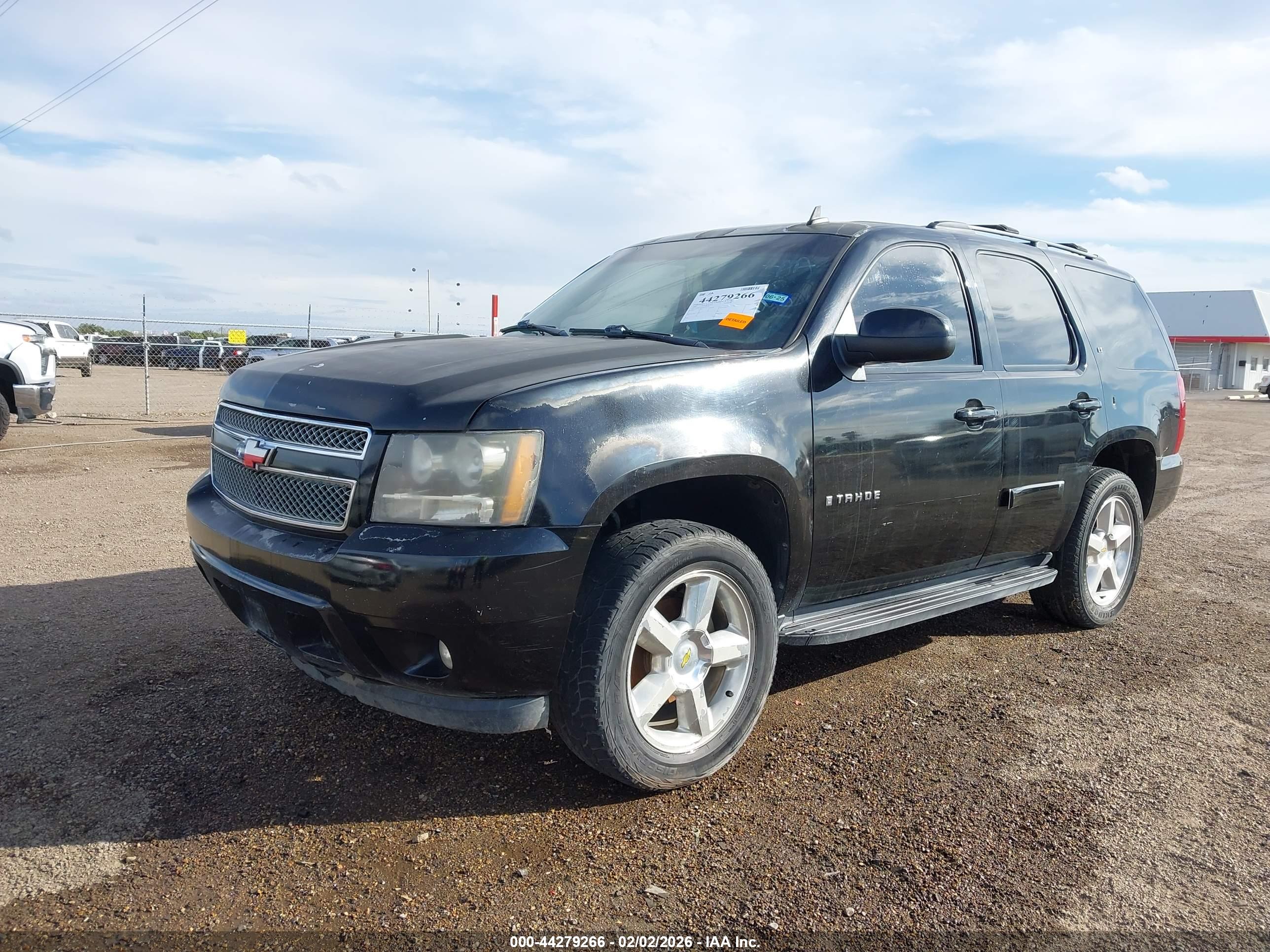 CHEVROLET TAHOE image 2