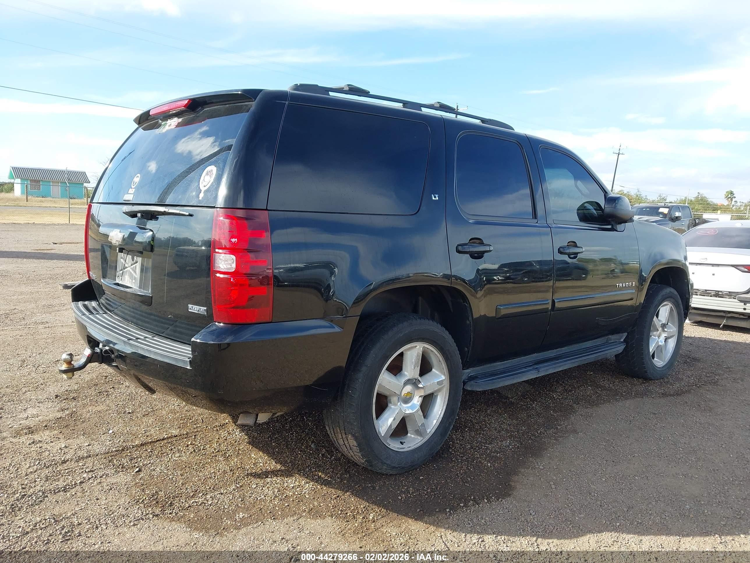 CHEVROLET TAHOE image 4