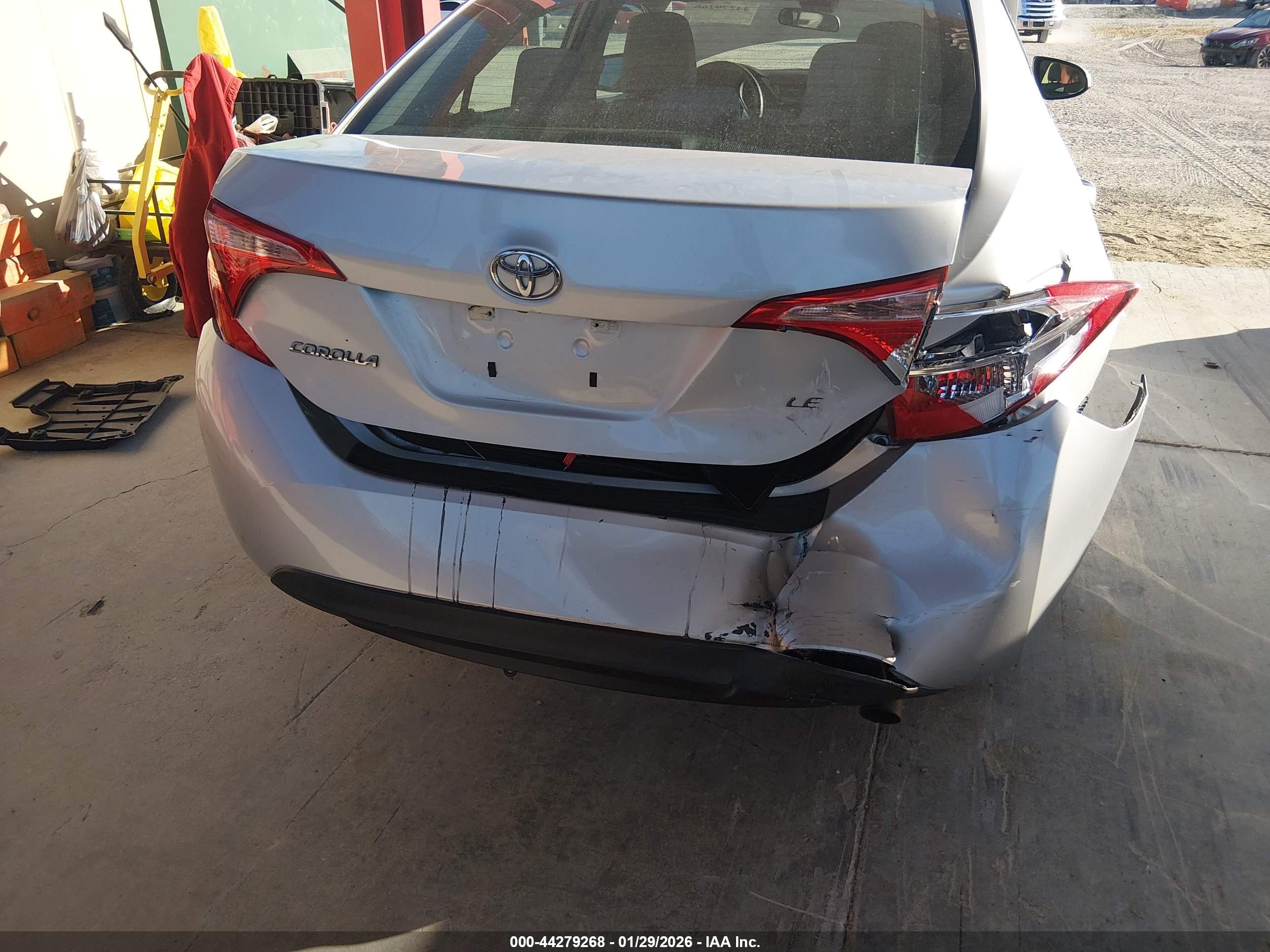 TOYOTA COROLLA image 6
