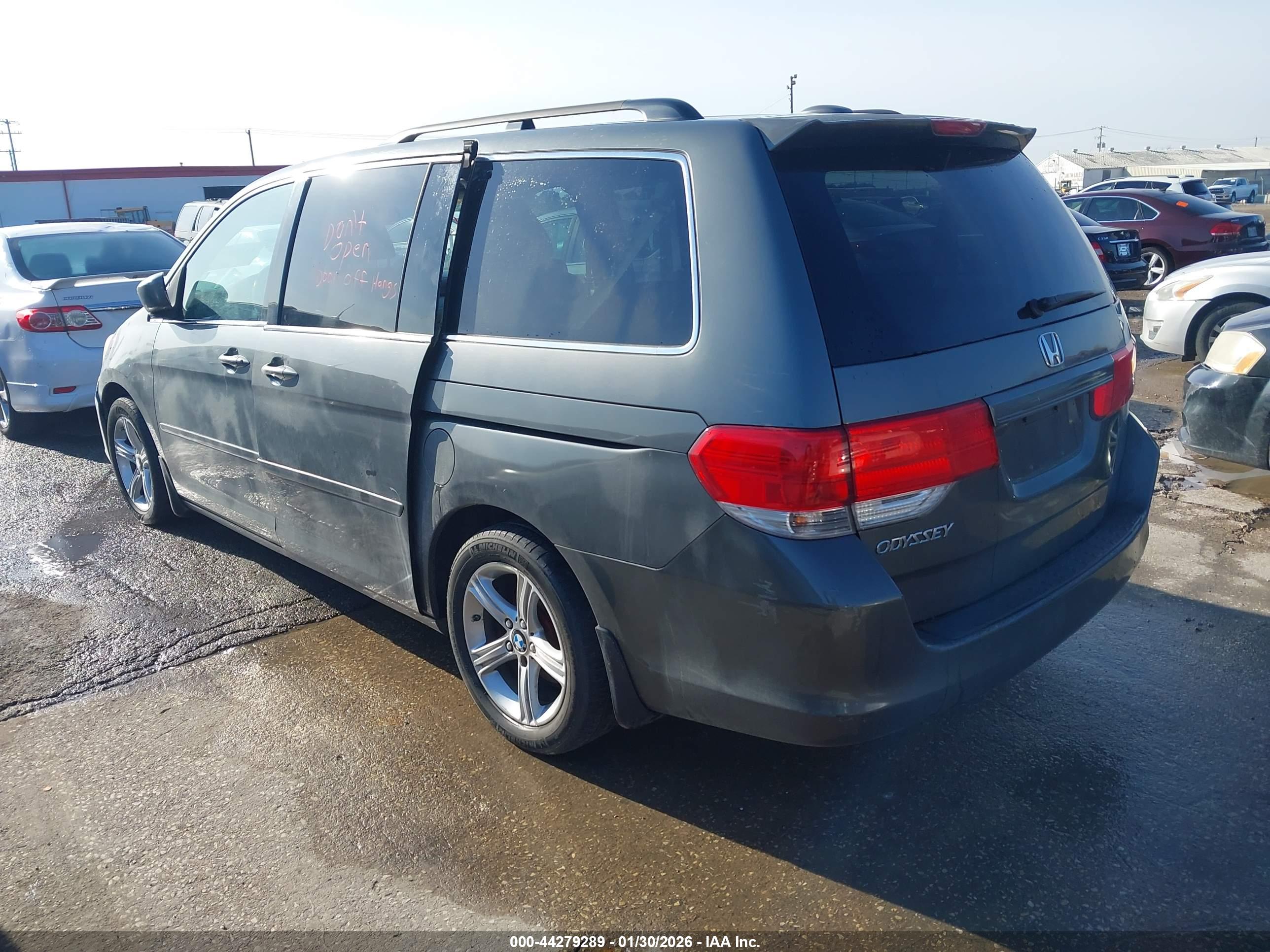 HONDA ODYSSEY image 3