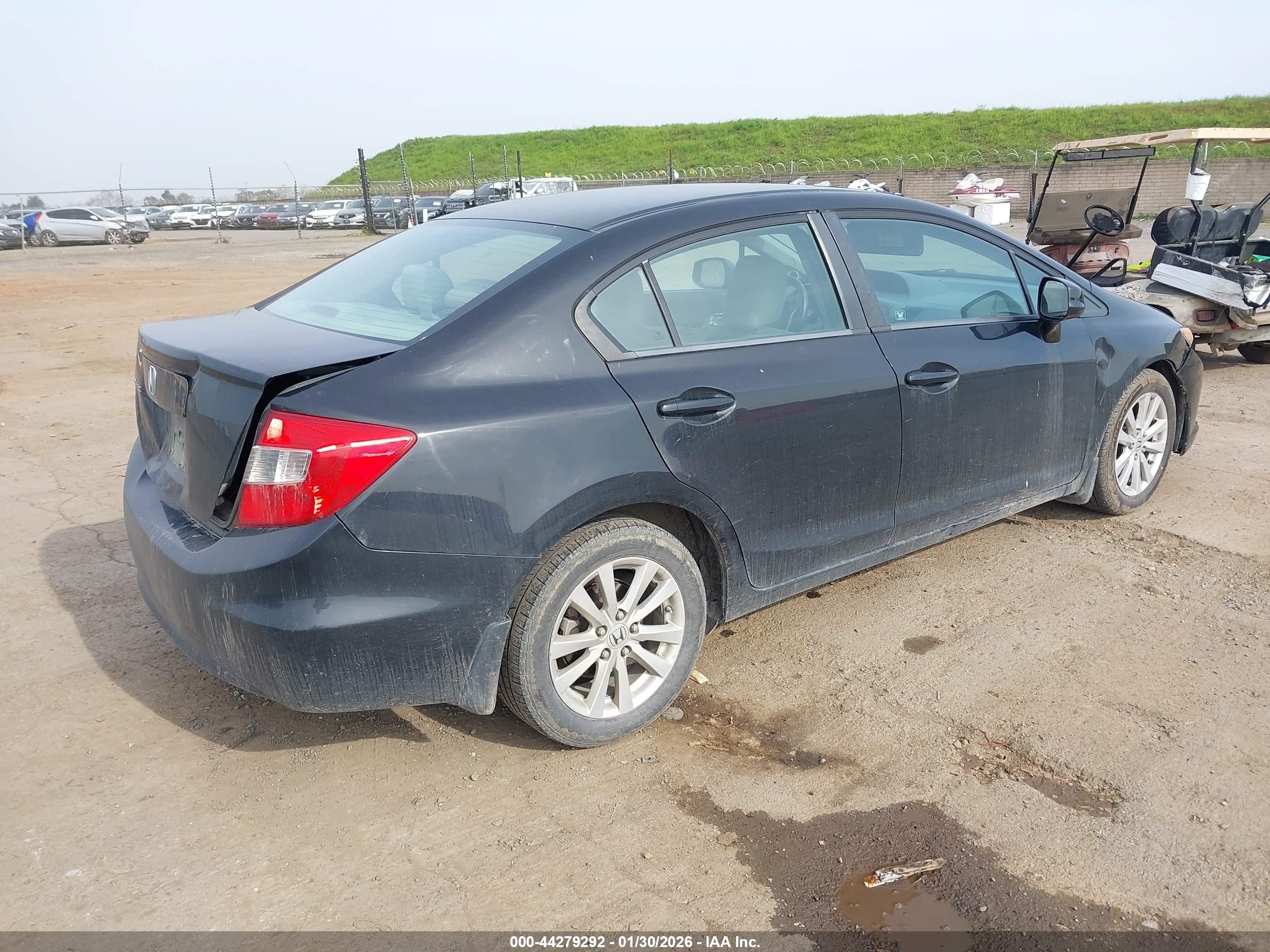 HONDA CIVIC image 4