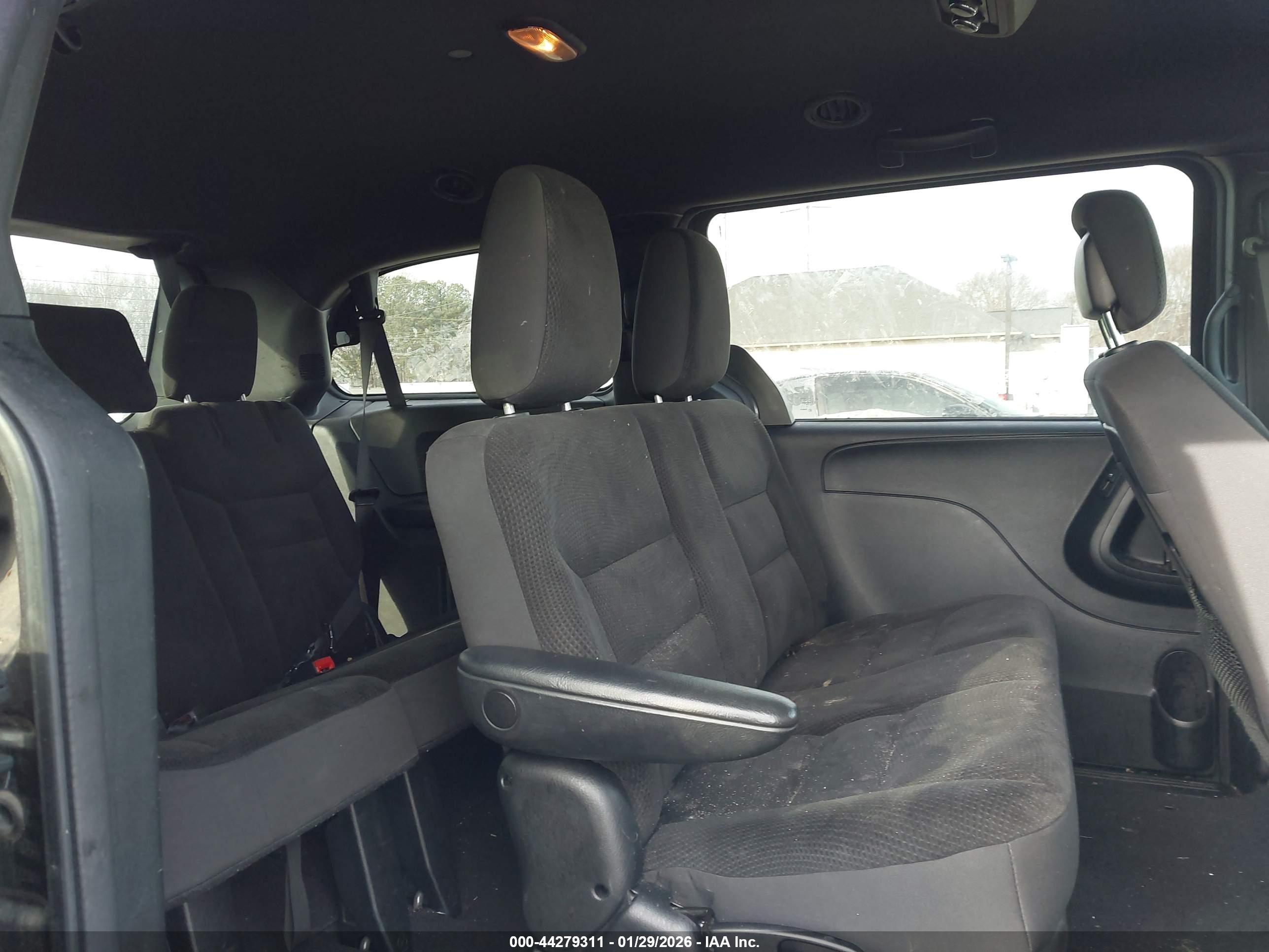 DODGE GRAND image 8