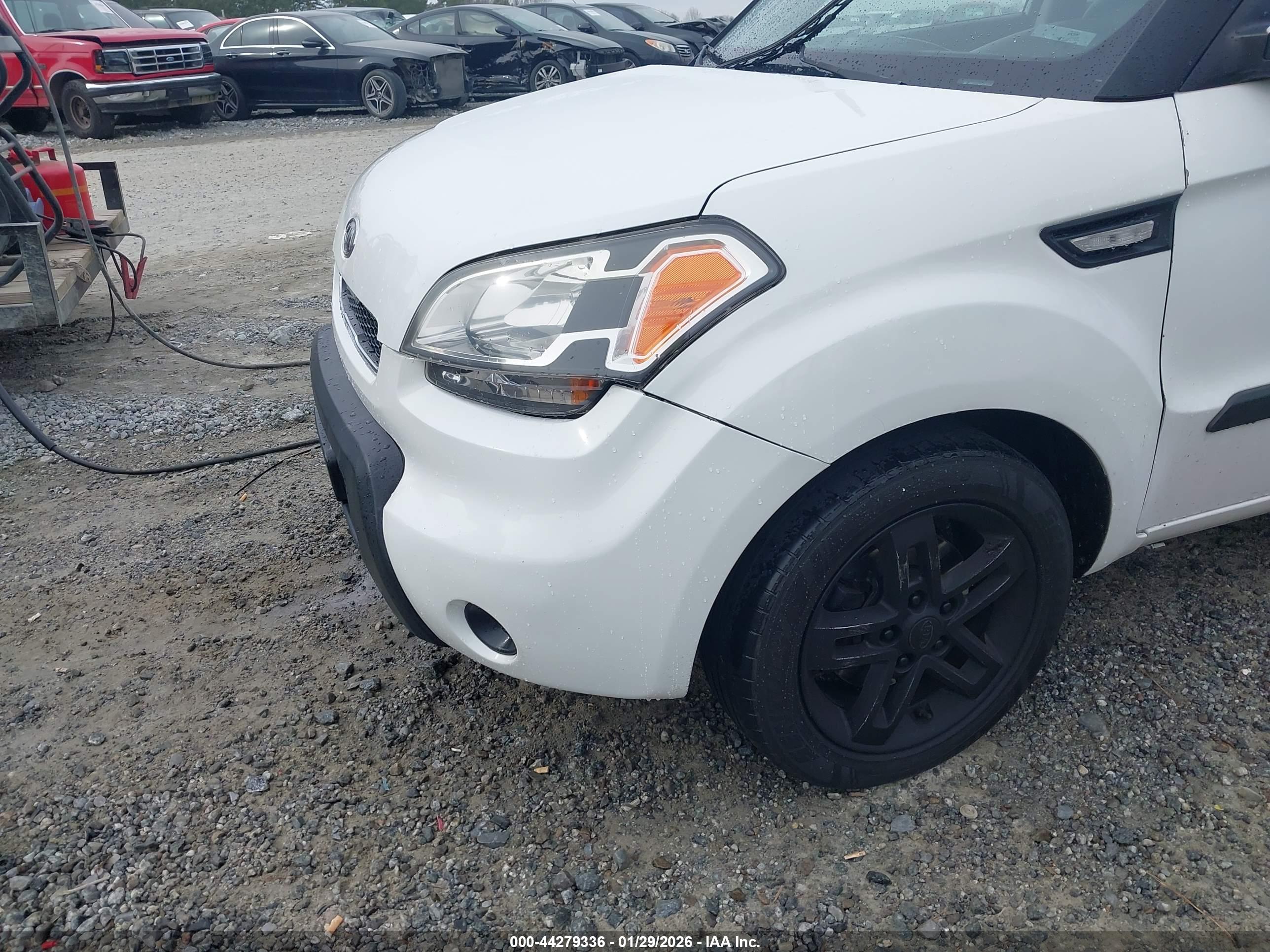 KIA SOUL image 6