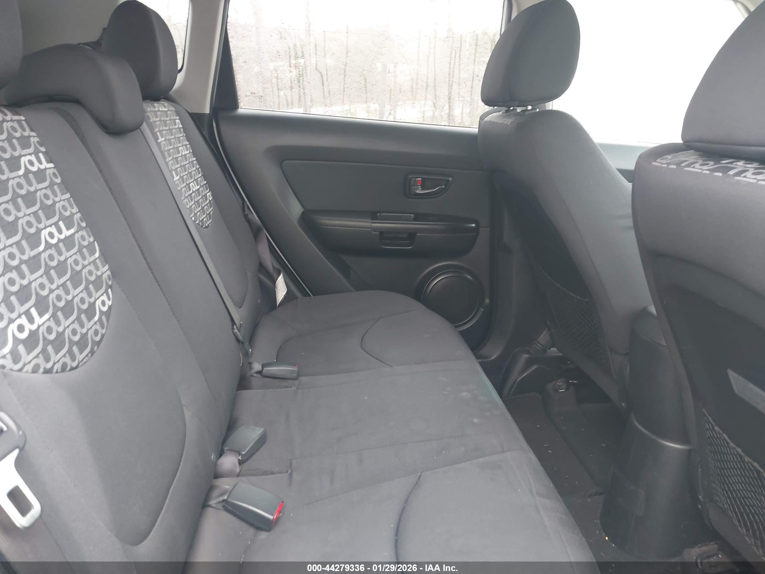 KIA SOUL image 8