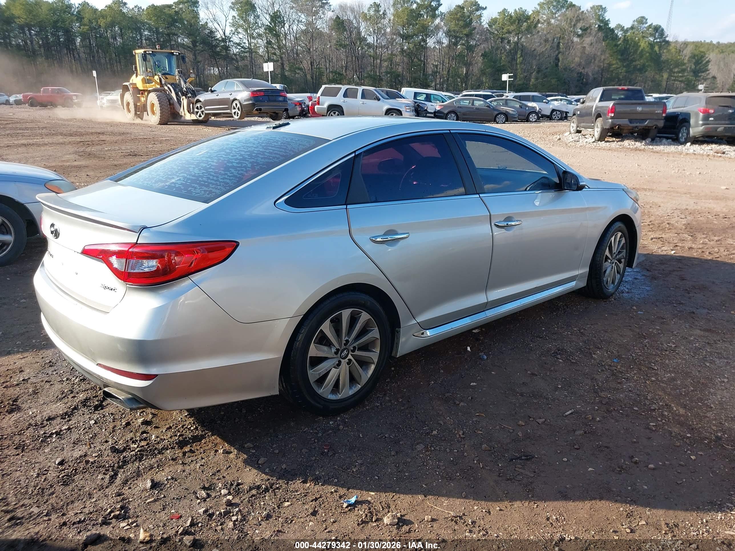 HYUNDAI SONATA image 4