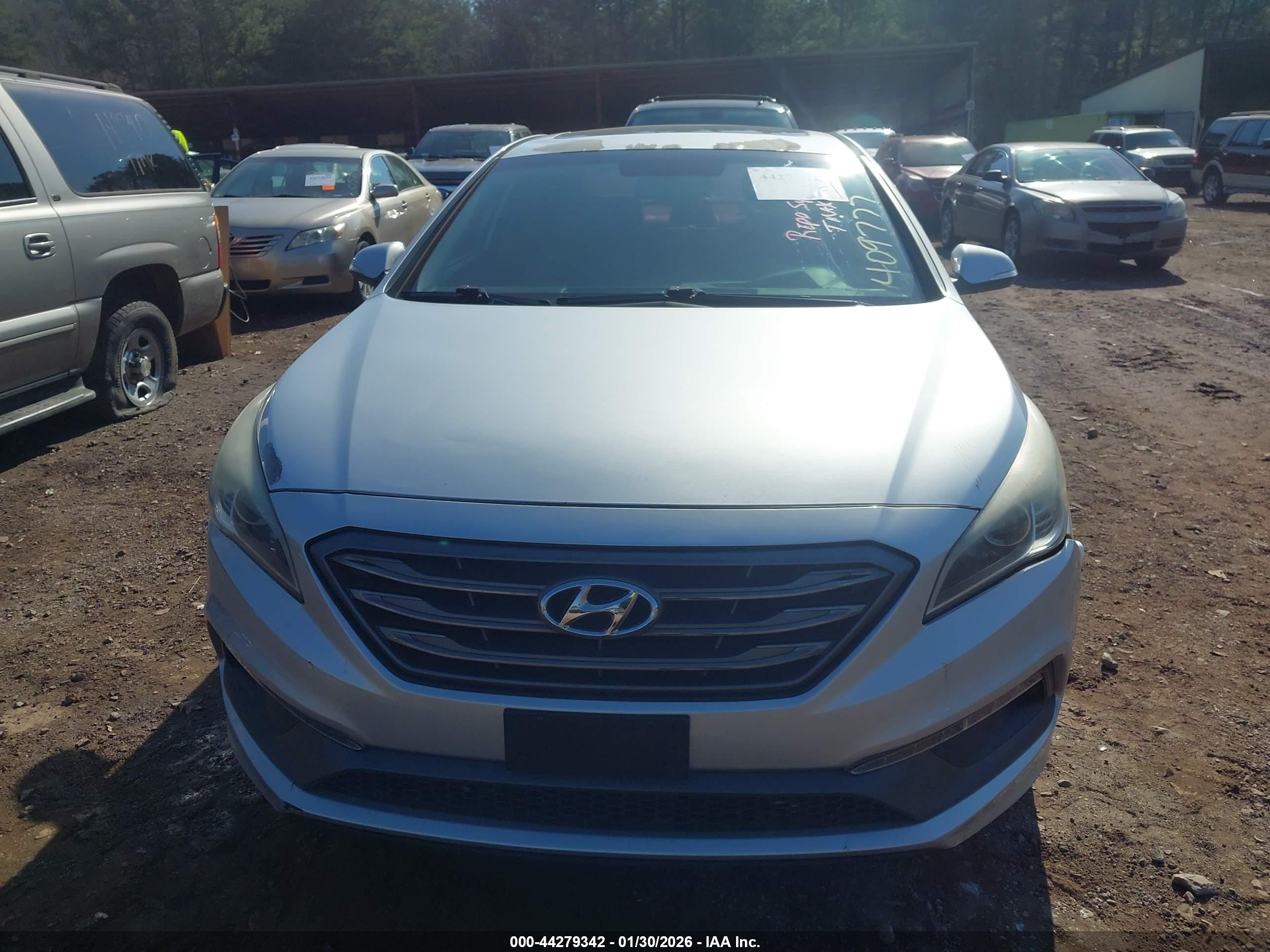 HYUNDAI SONATA image 6