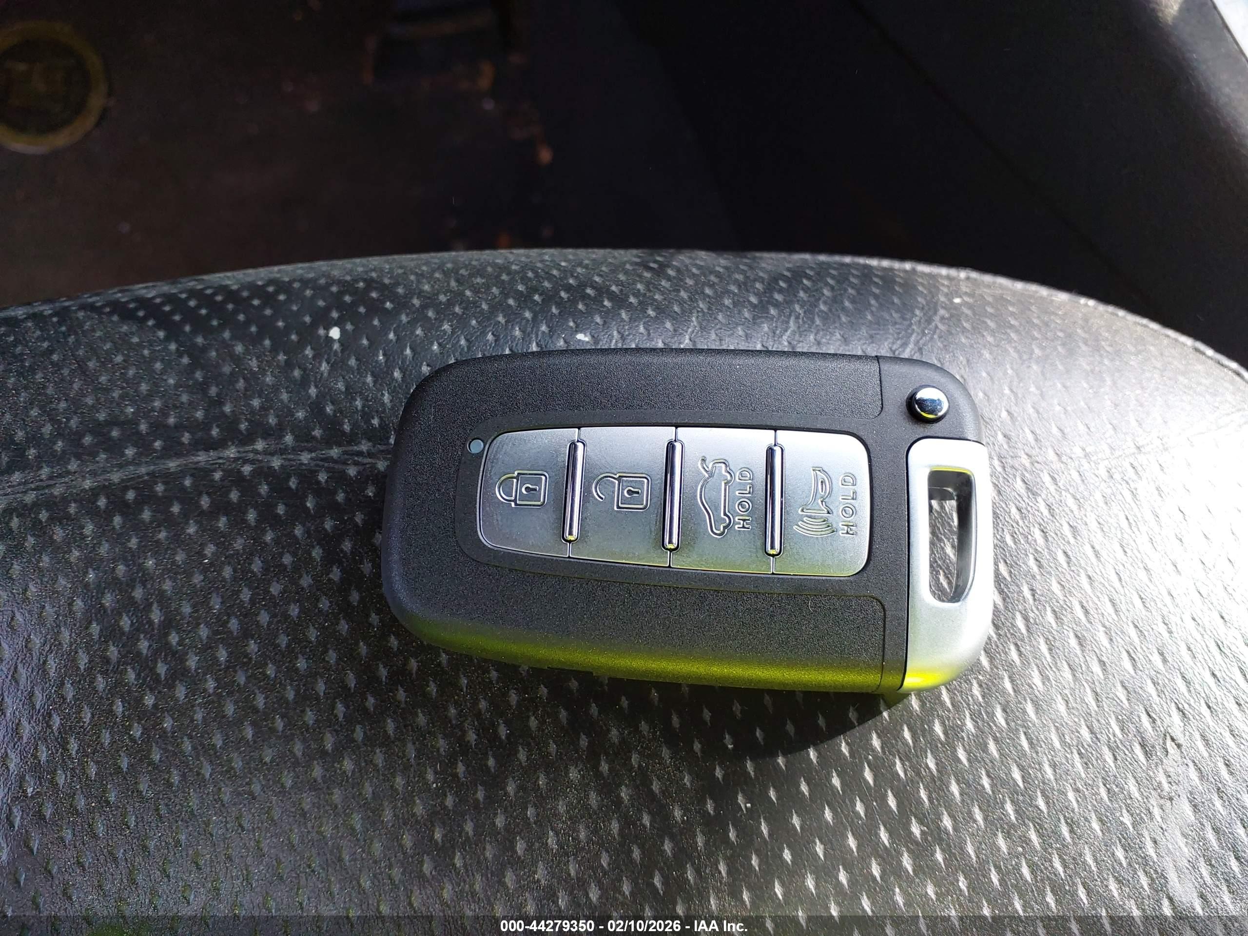 HYUNDAI SONATA image 11