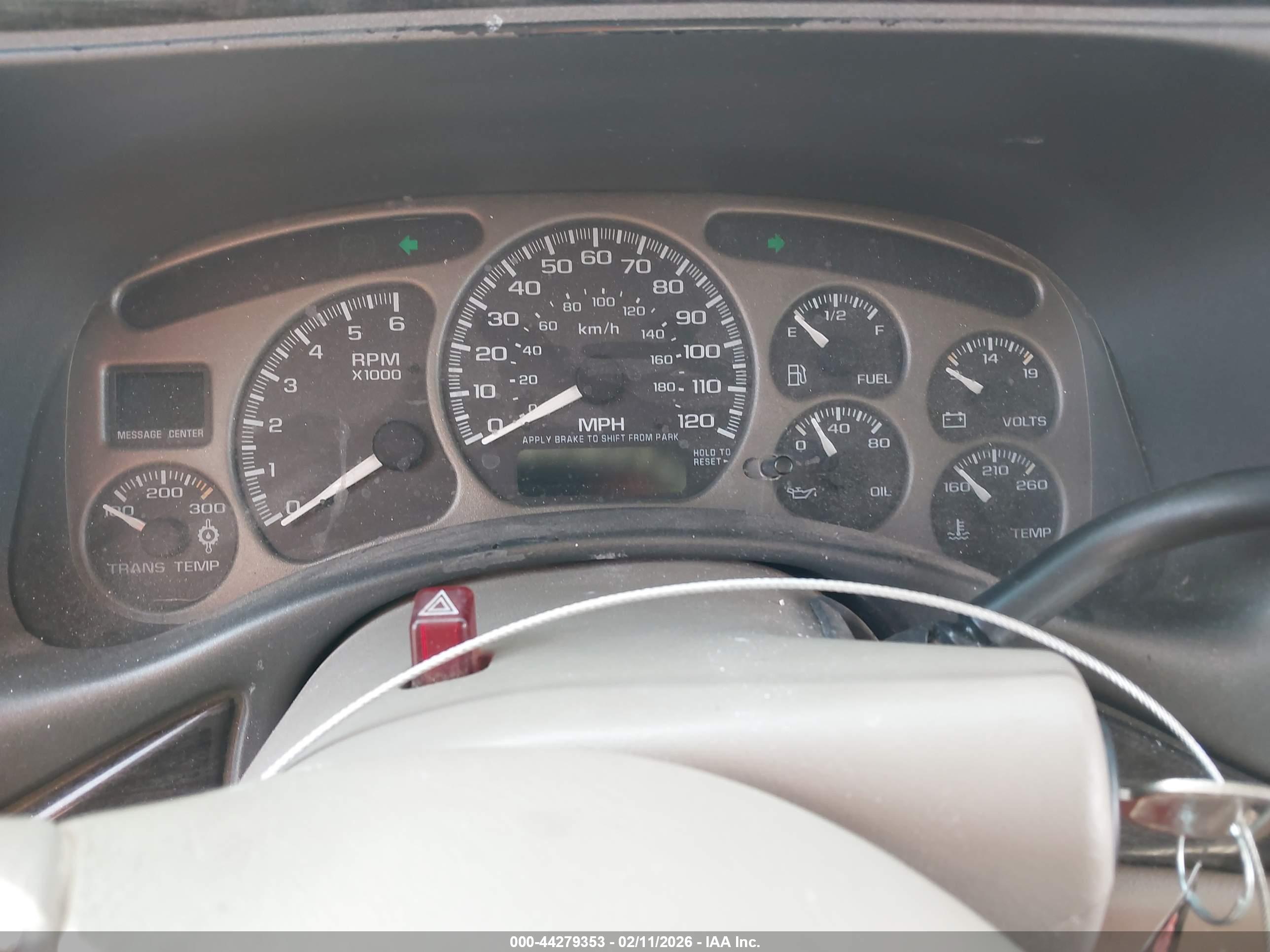 GMC YUKON image 7
