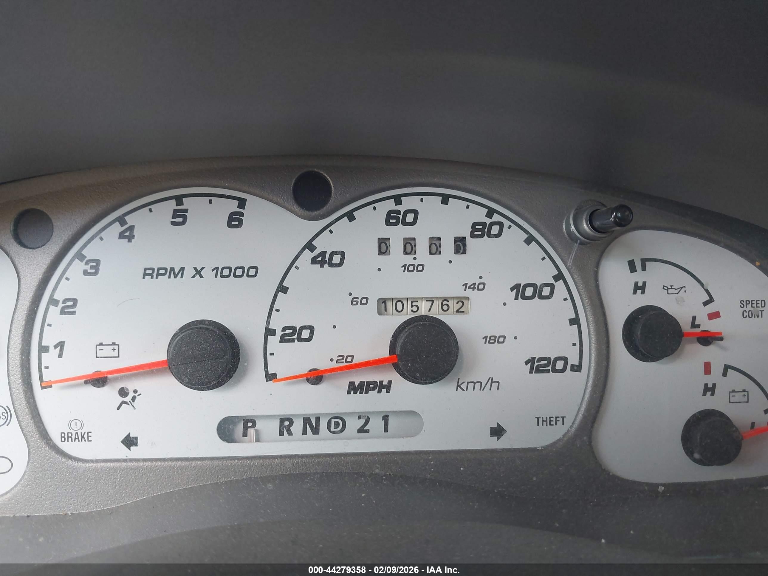 FORD EXPLORER image 7