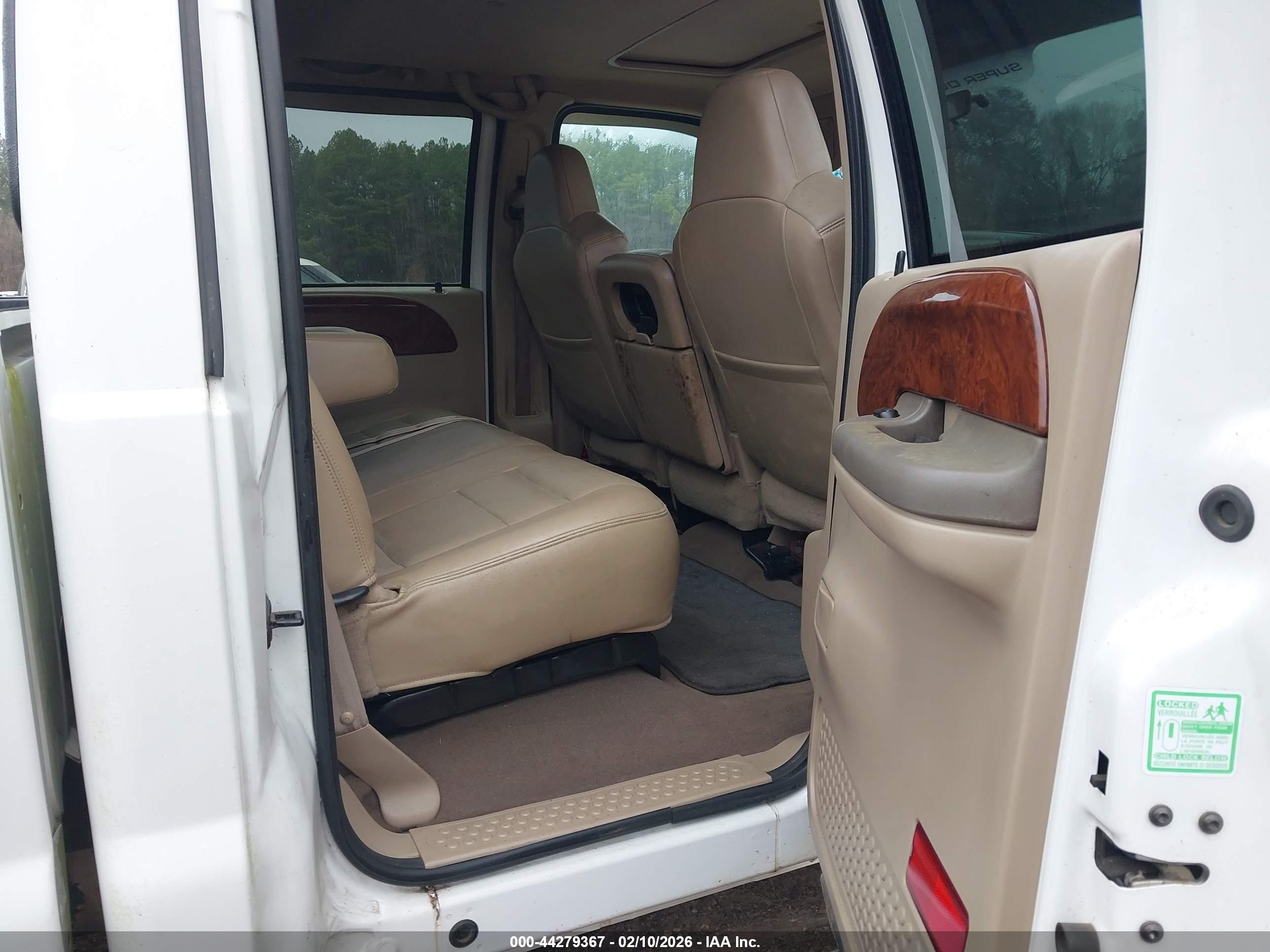 FORD F-250 image 8