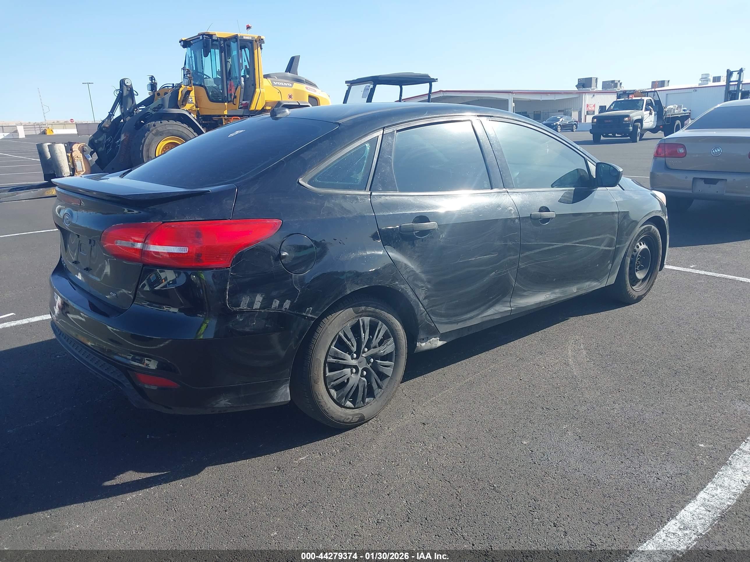 FORD FOCUS image 4
