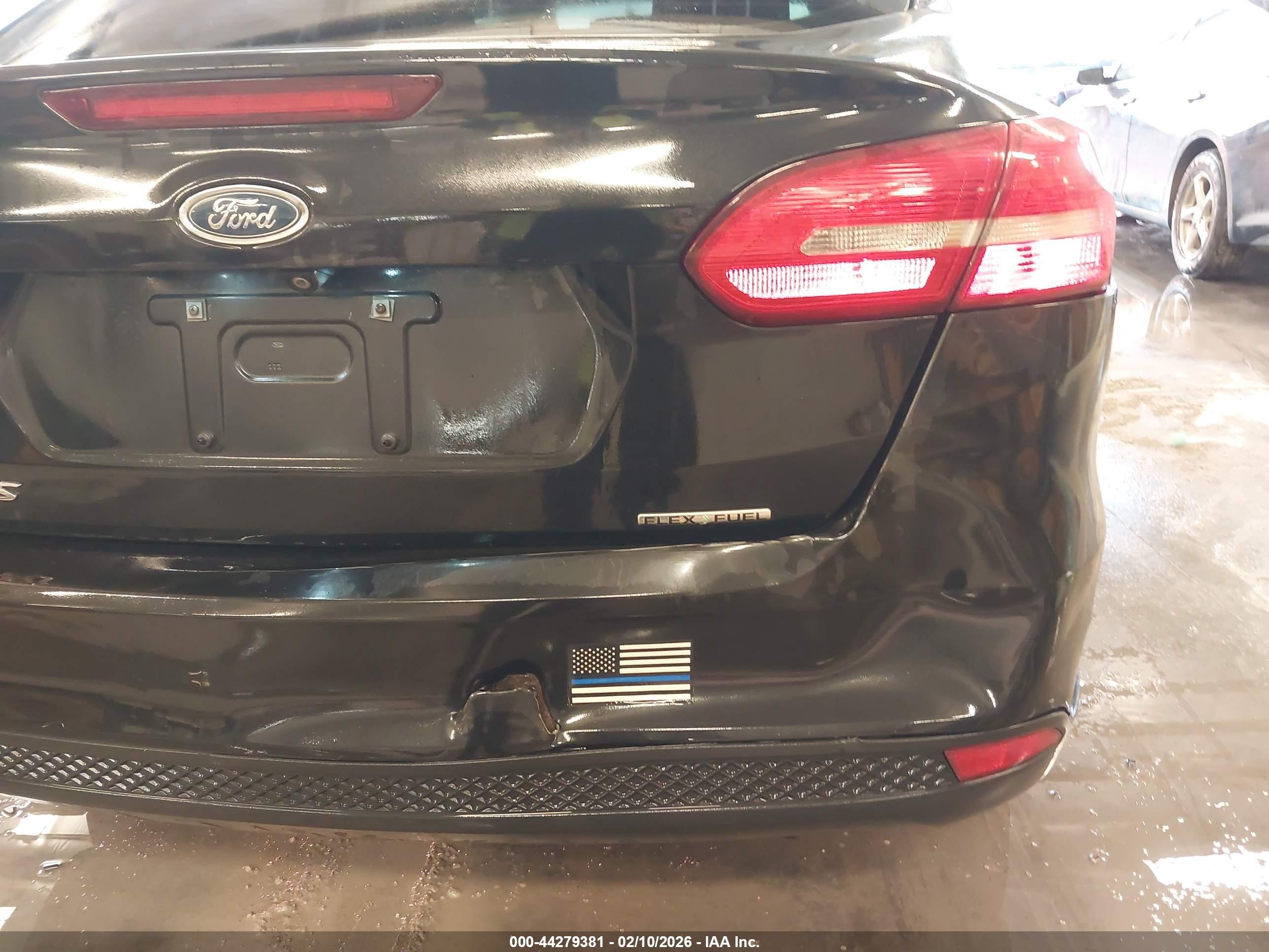 FORD FOCUS image 6